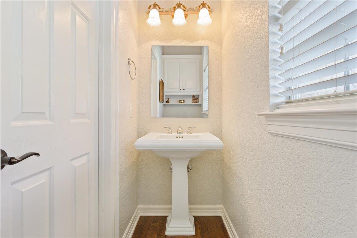 360 River Chase Blvd, Georgetown, TX 78628