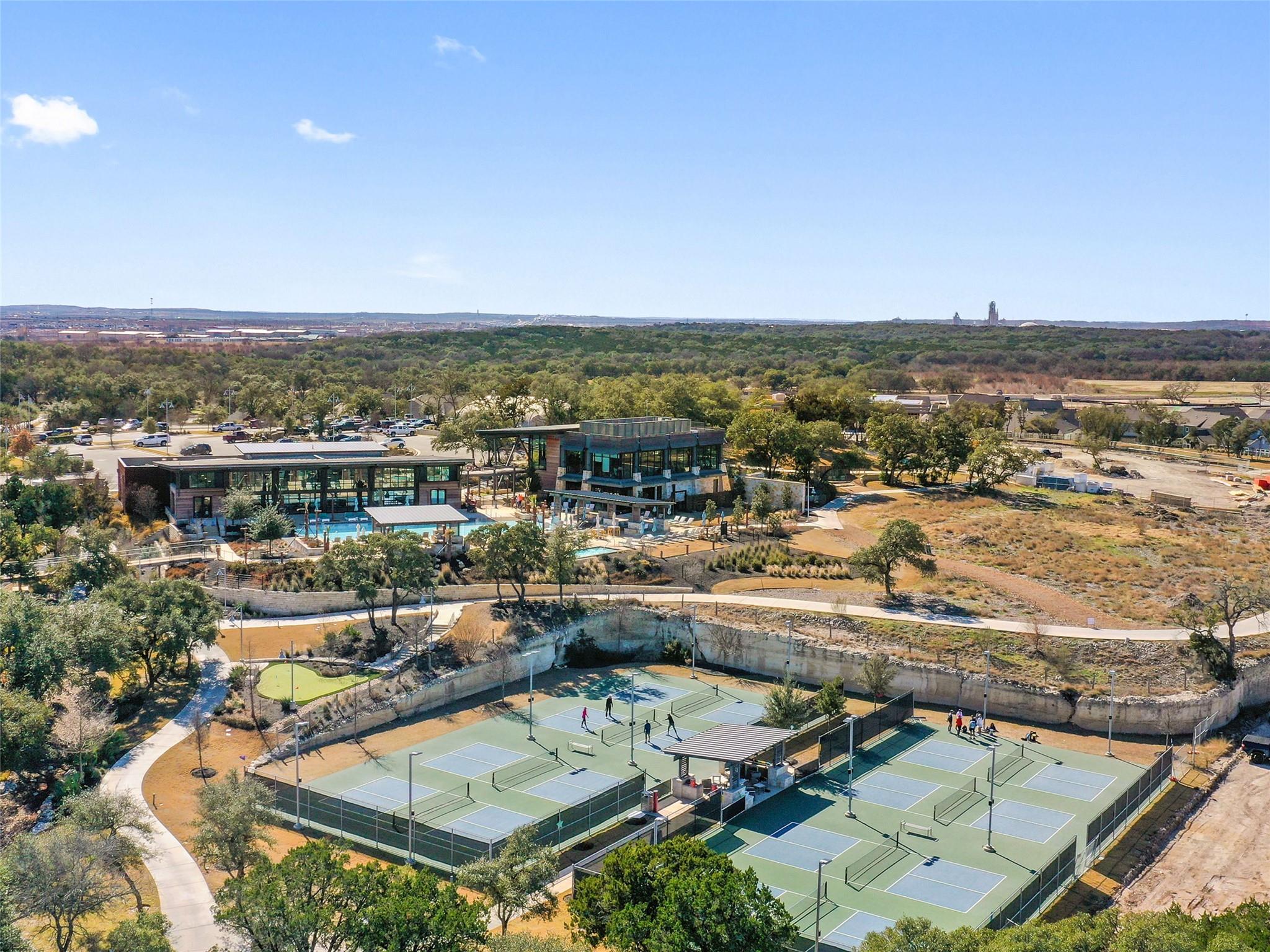 129 Balancing Laurel Dr, San Marcos, TX 78666