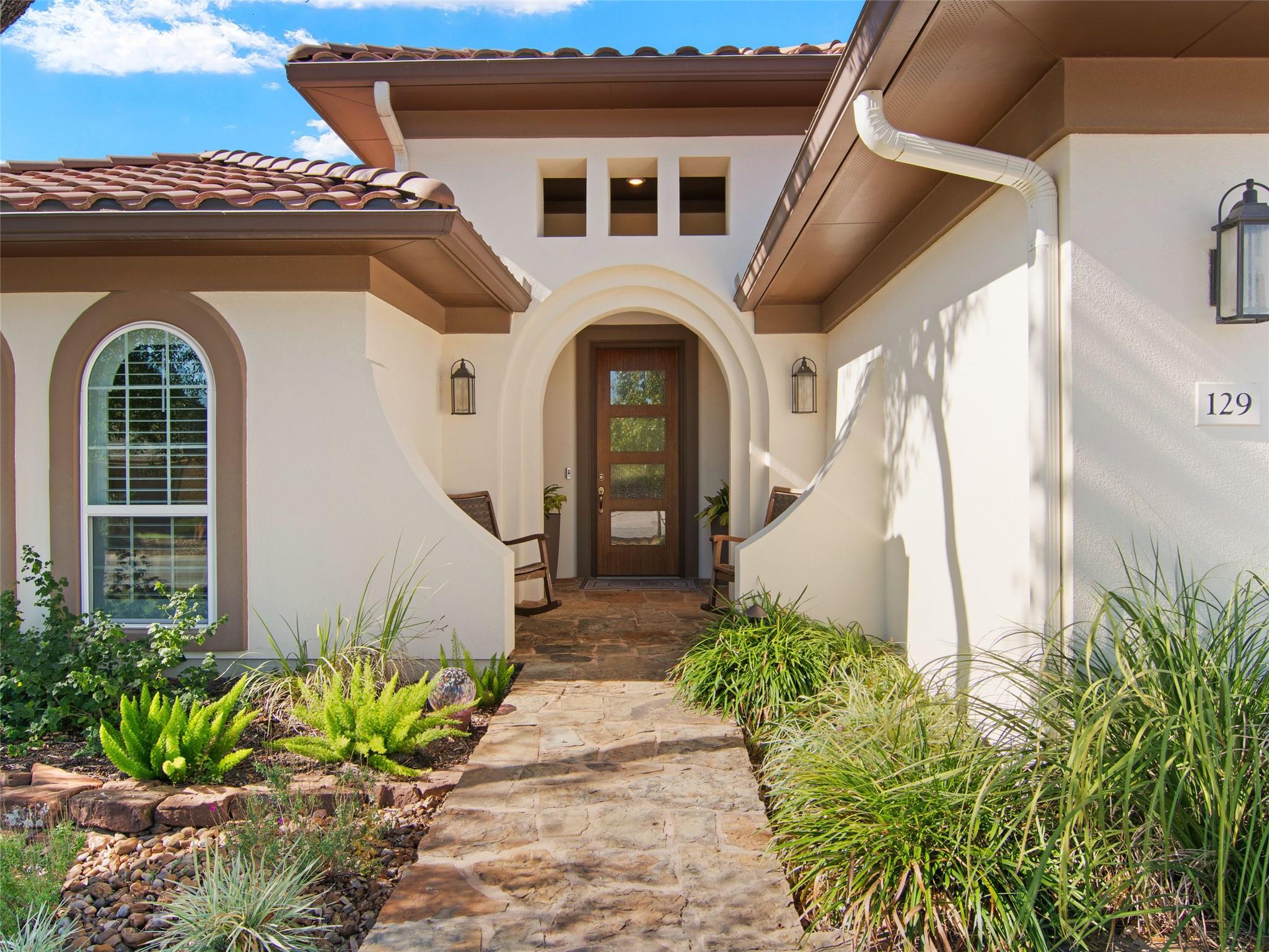 129 Balancing Laurel Dr, San Marcos, TX 78666