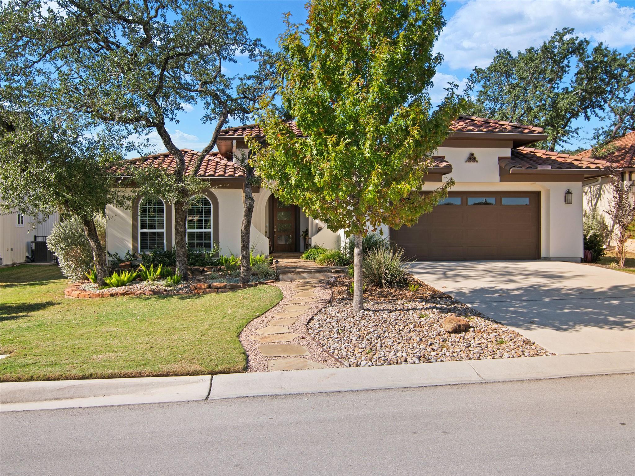 129 Balancing Laurel Dr, San Marcos, TX 78666