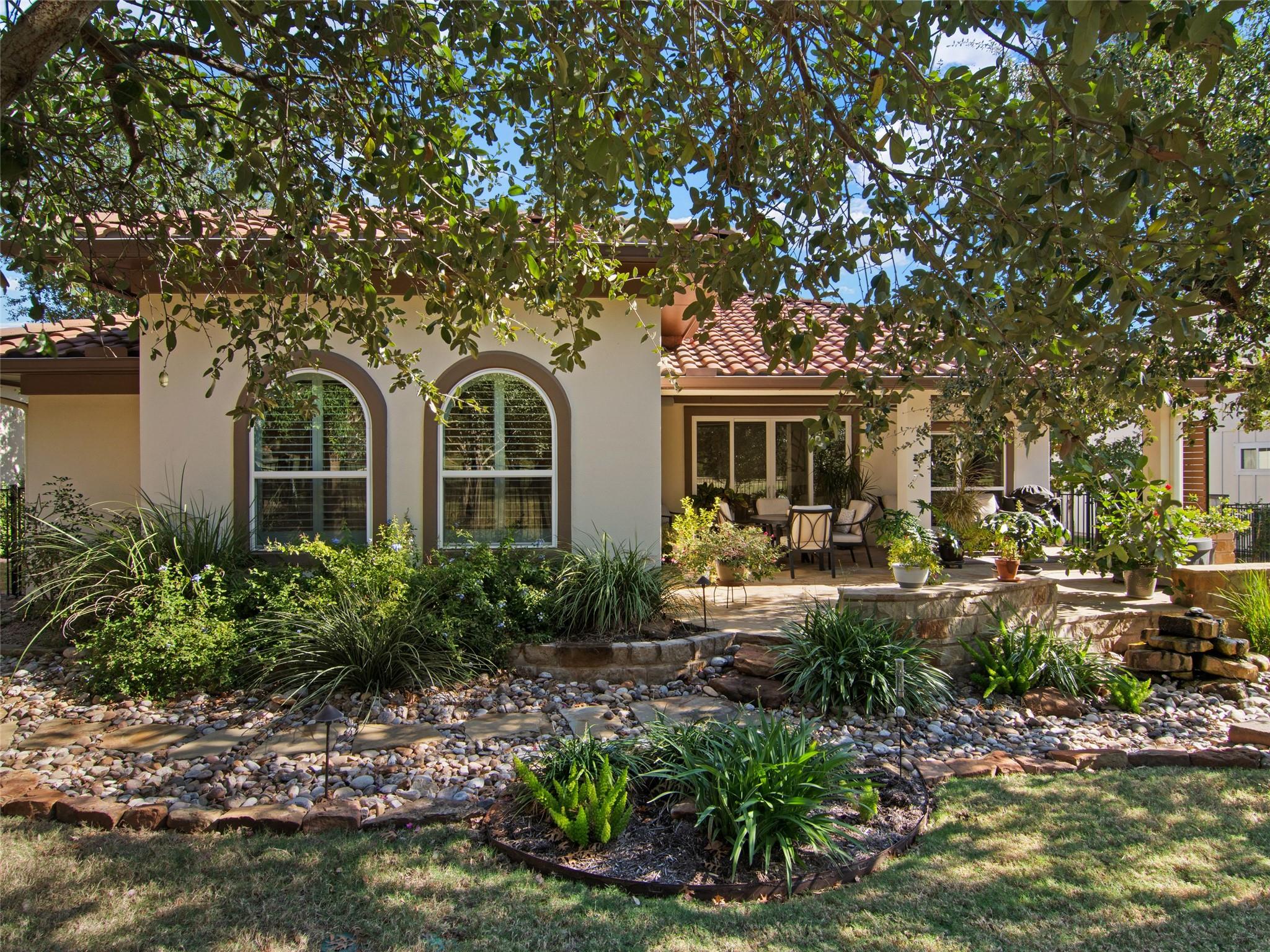 129 Balancing Laurel Dr, San Marcos, TX 78666