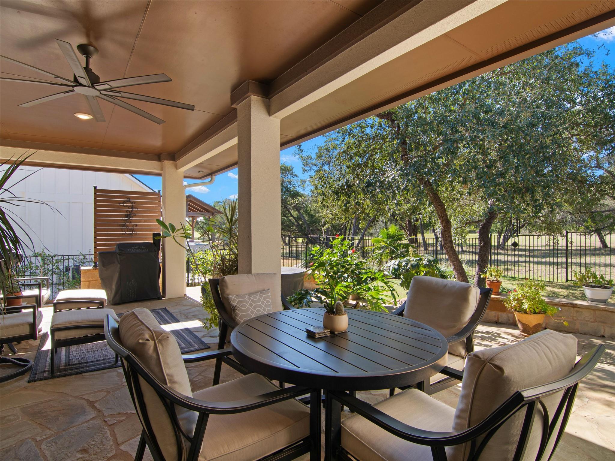 129 Balancing Laurel Dr, San Marcos, TX 78666