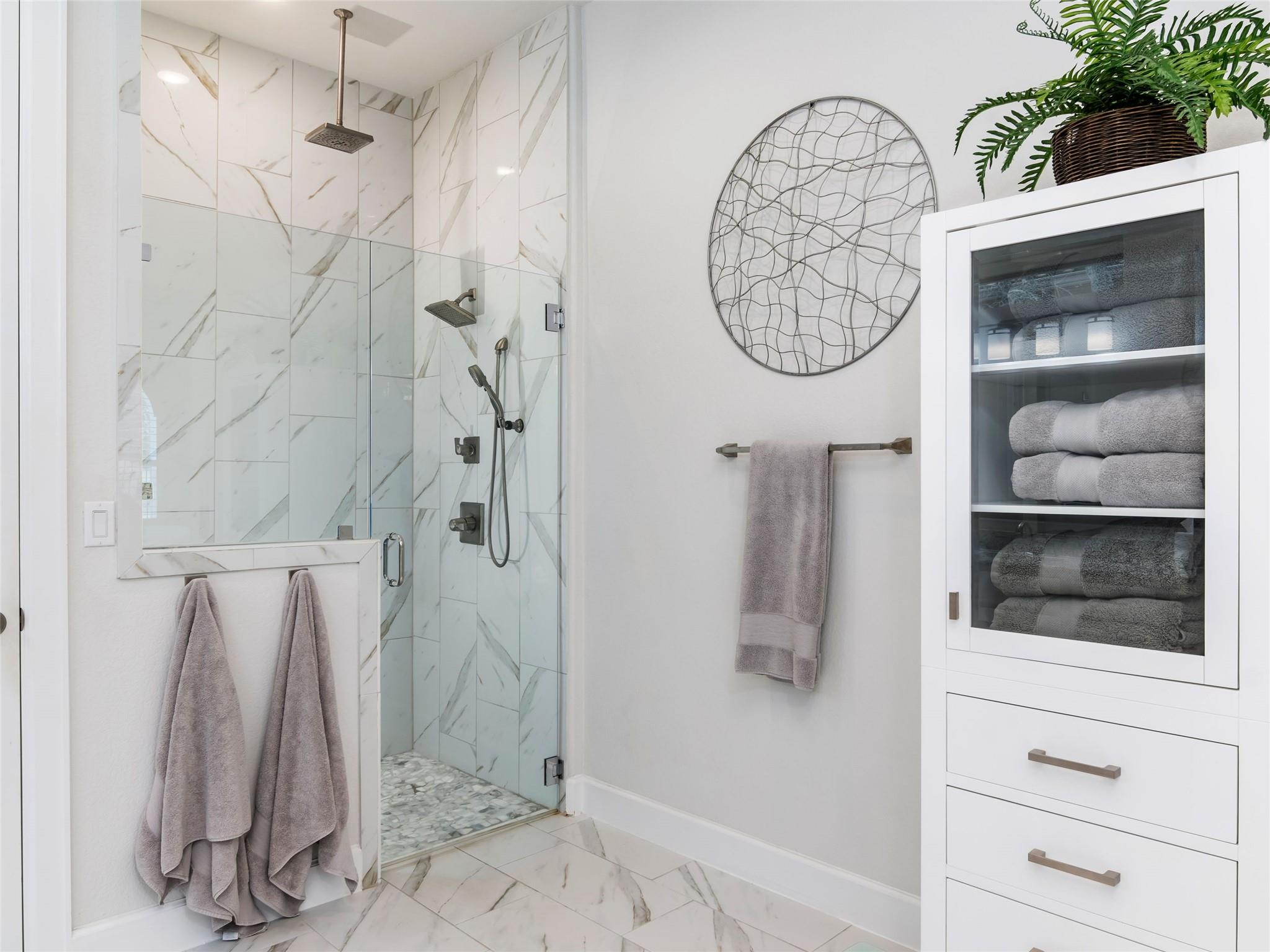 129 Balancing Laurel Dr, San Marcos, TX 78666