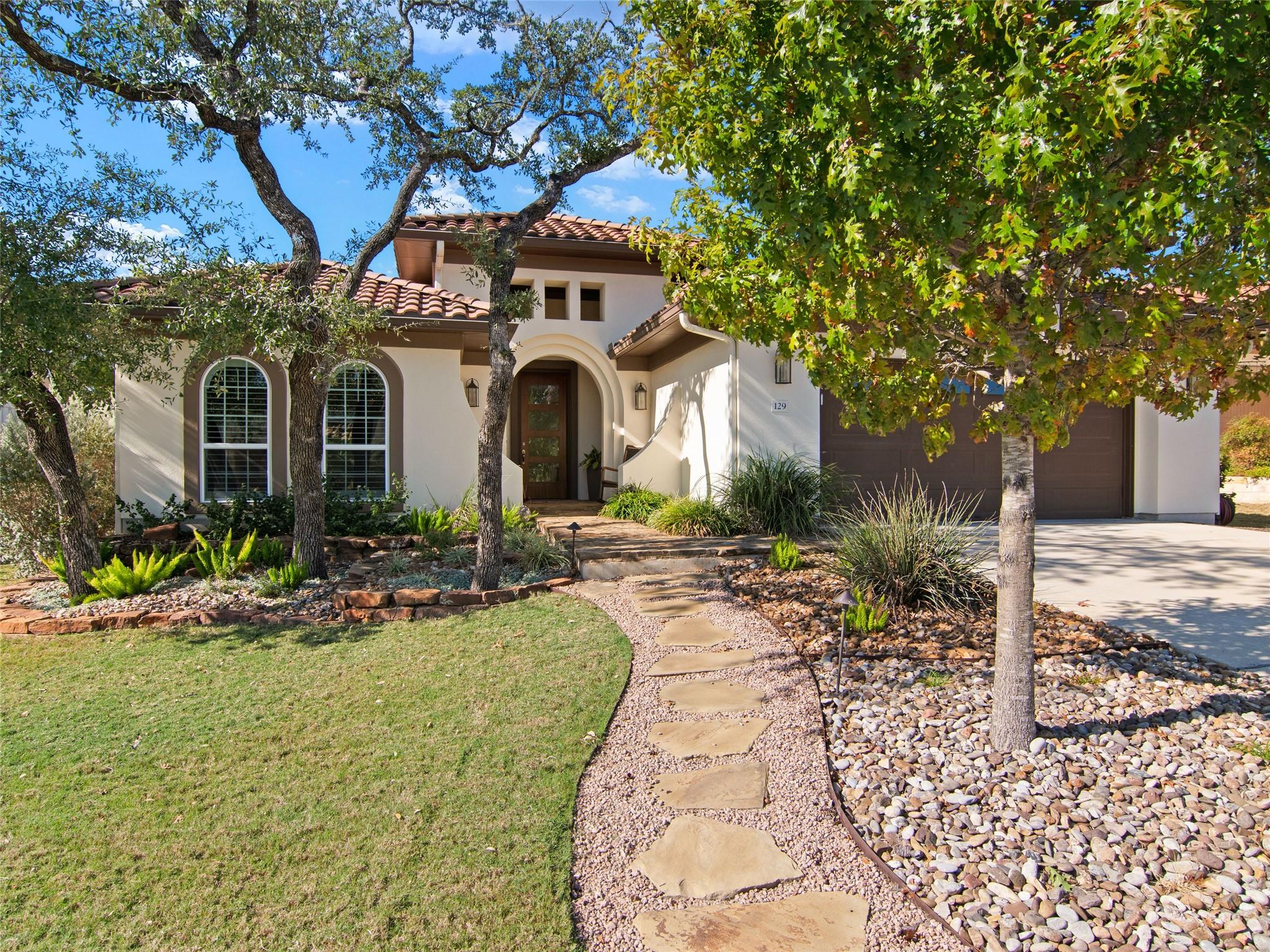129 Balancing Laurel Dr, San Marcos, TX 78666