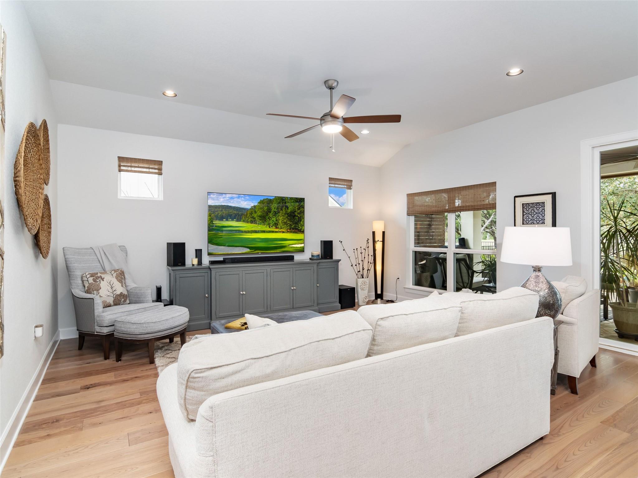 129 Balancing Laurel Dr, San Marcos, TX 78666