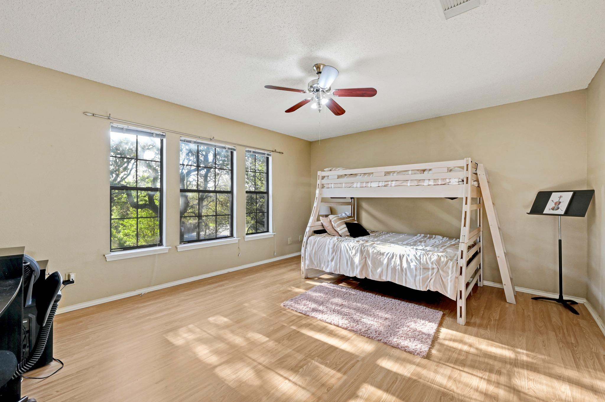 5307 MISTY Cv, San Antonio, TX 78250