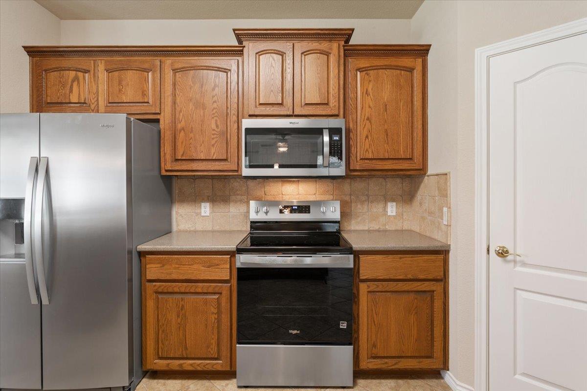 909 Big Thicket St, Georgetown, TX 78633