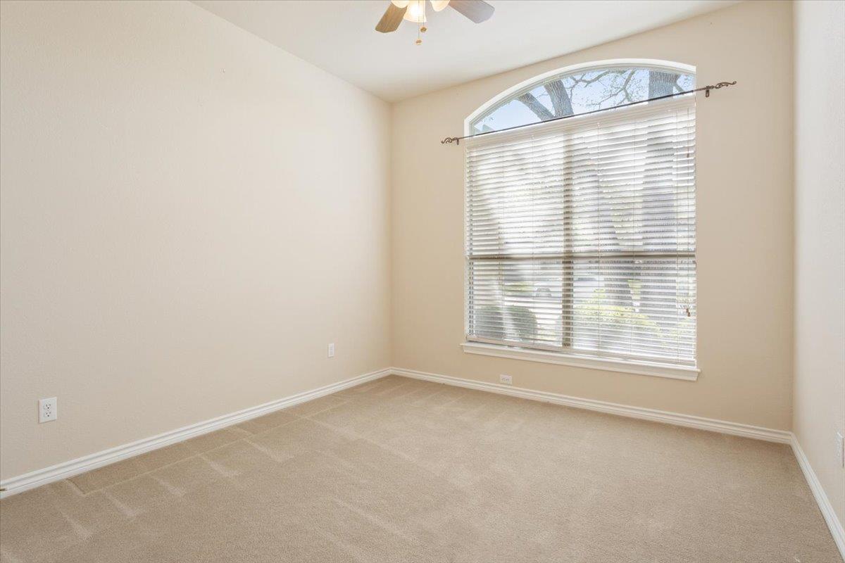 909 Big Thicket St, Georgetown, TX 78633