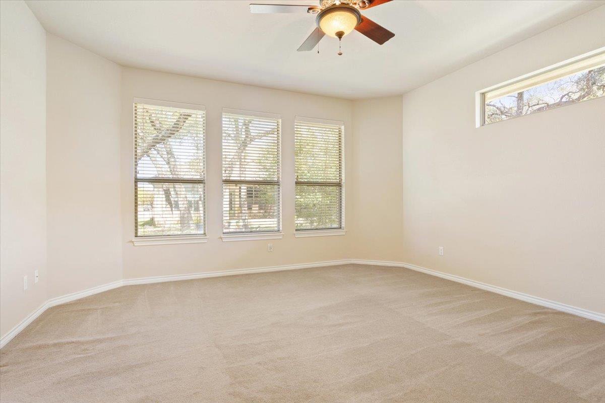 909 Big Thicket St, Georgetown, TX 78633