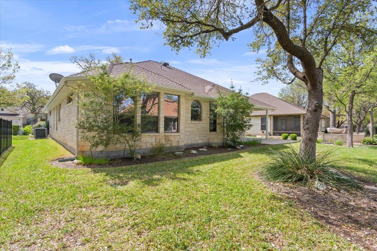 909 Big Thicket St, Georgetown, TX 78633