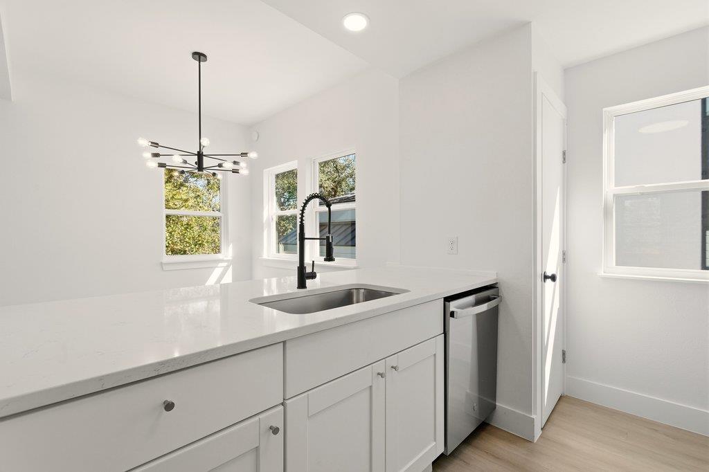 814 W Mary St # 2-B, Austin, TX 78704