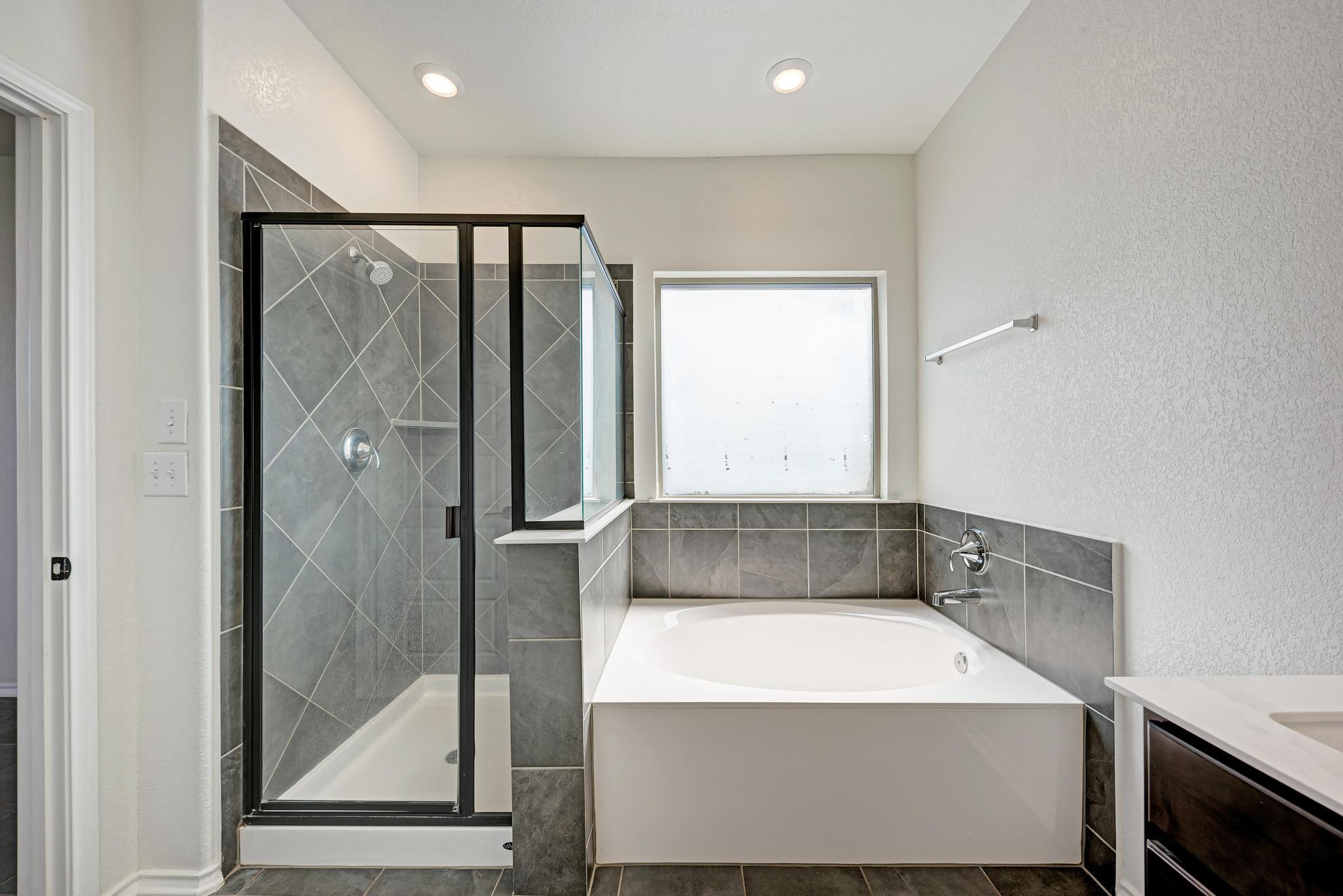 18600 Golden Eagle Way, Elgin, TX 78621