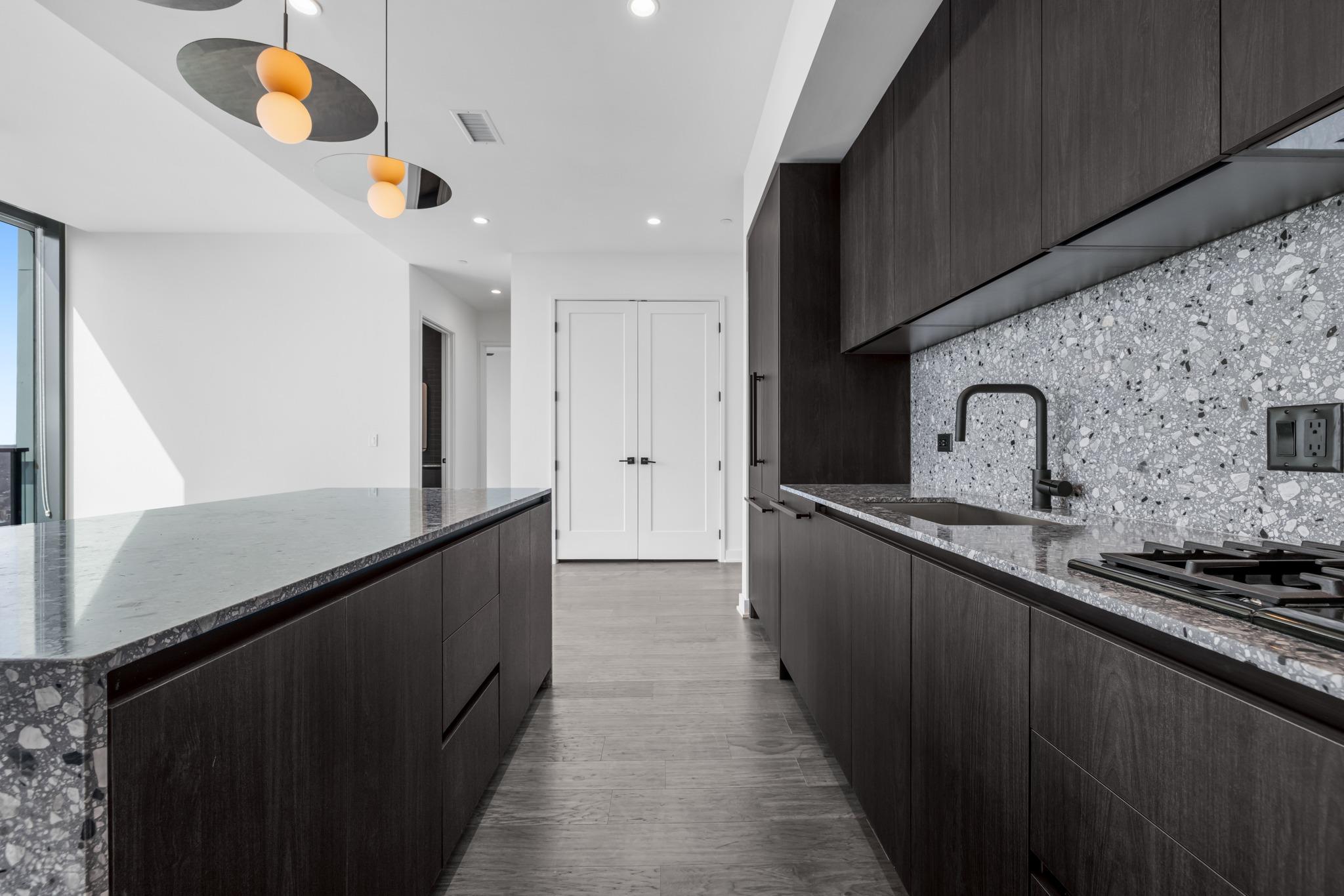 84 East Ave # 4005, Austin, TX 78701