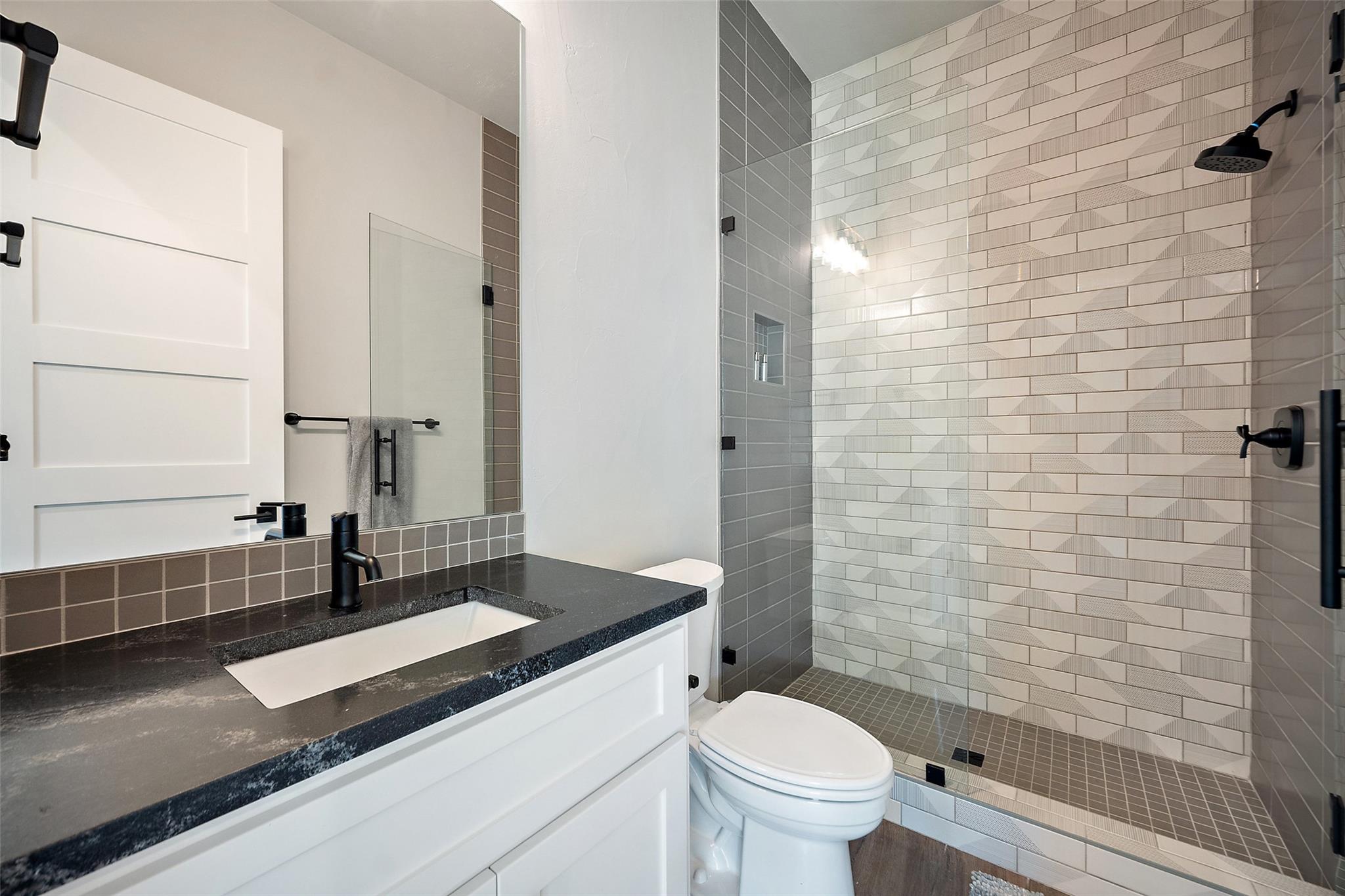 2508 Diagonal Dr, Horseshoe Bay, TX 78657