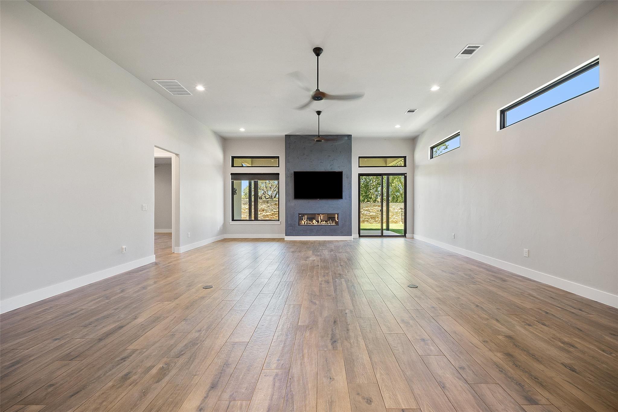 2508 Diagonal Dr, Horseshoe Bay, TX 78657