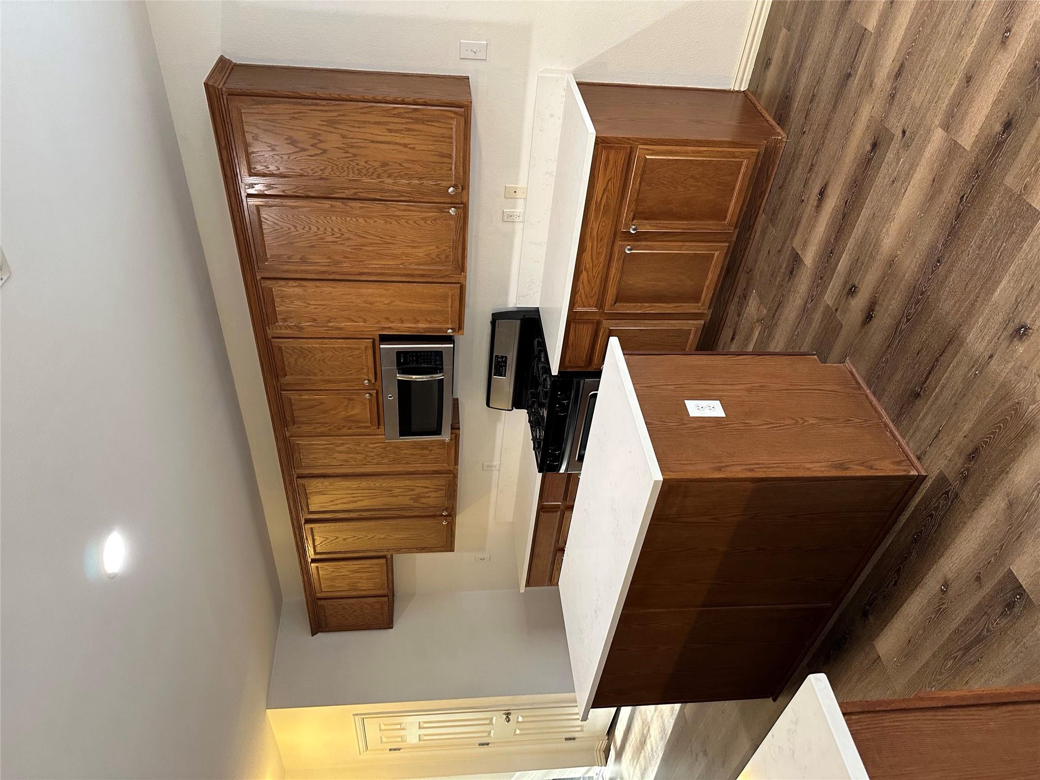 2506 Grapevine Canyon Trl, Leander, TX 78641