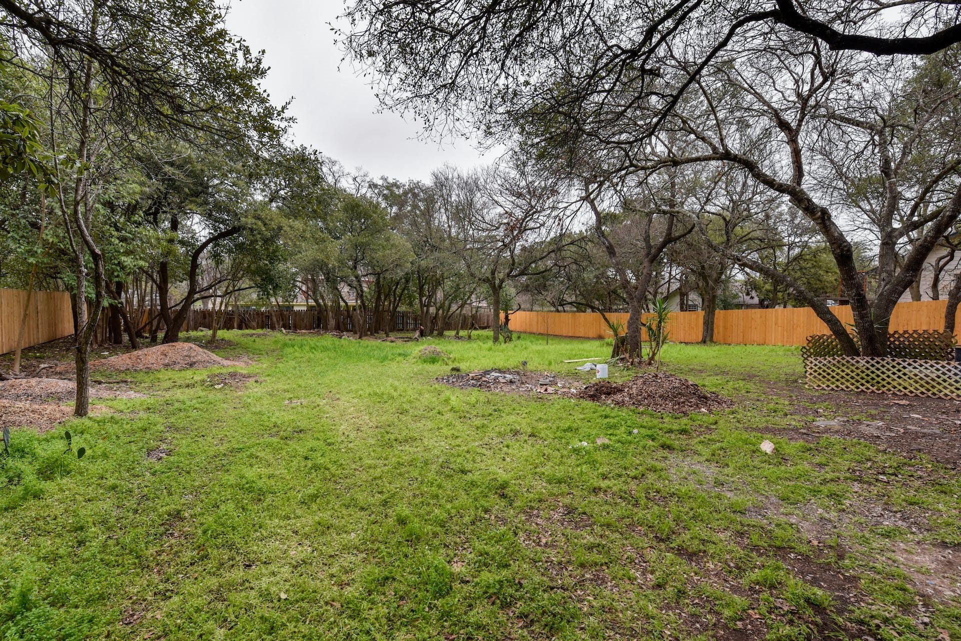 404 S Mustang Ave, Cedar Park, TX 78613