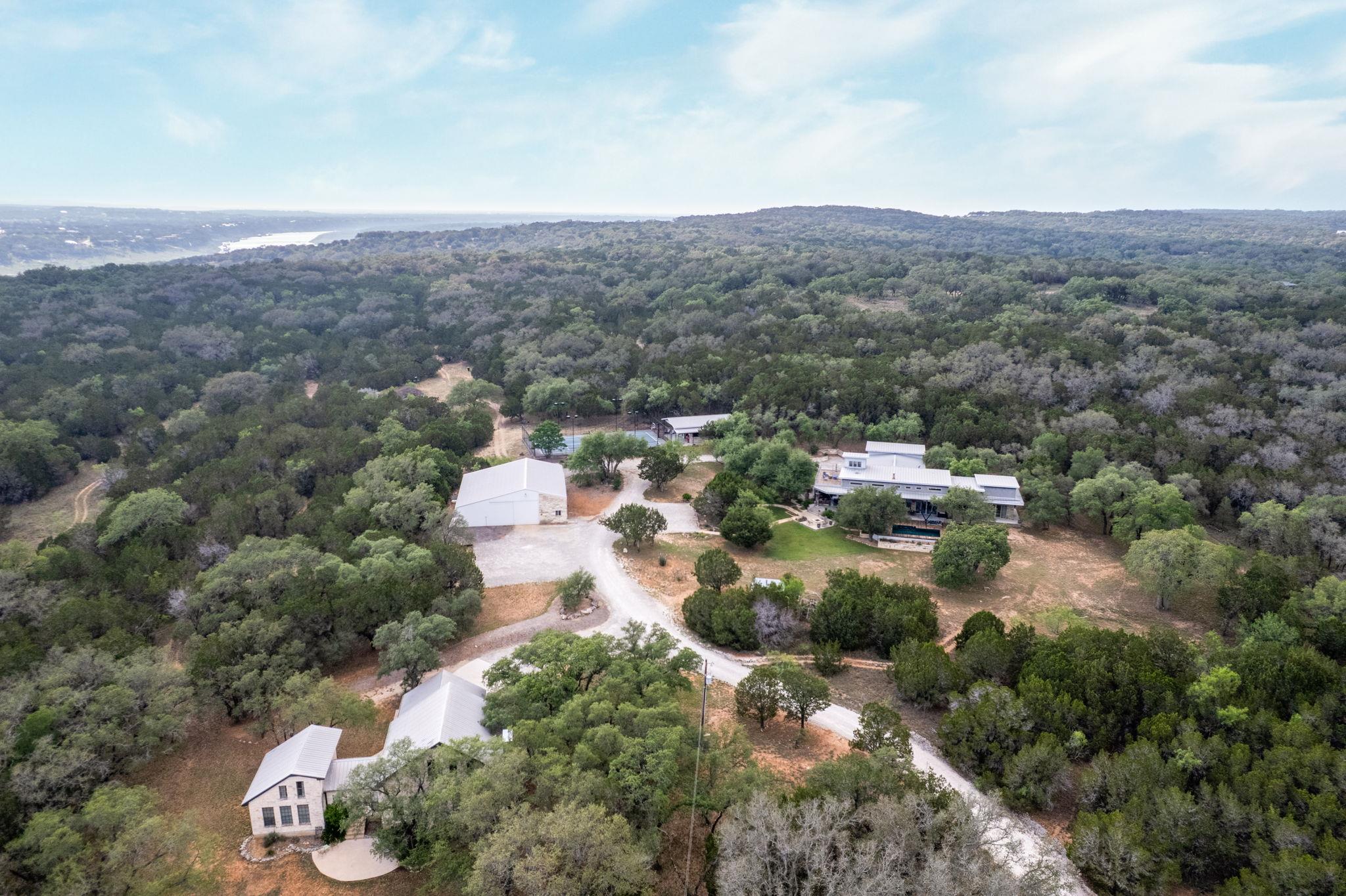 4418 Brasada Ln, Marble Falls, TX 78654