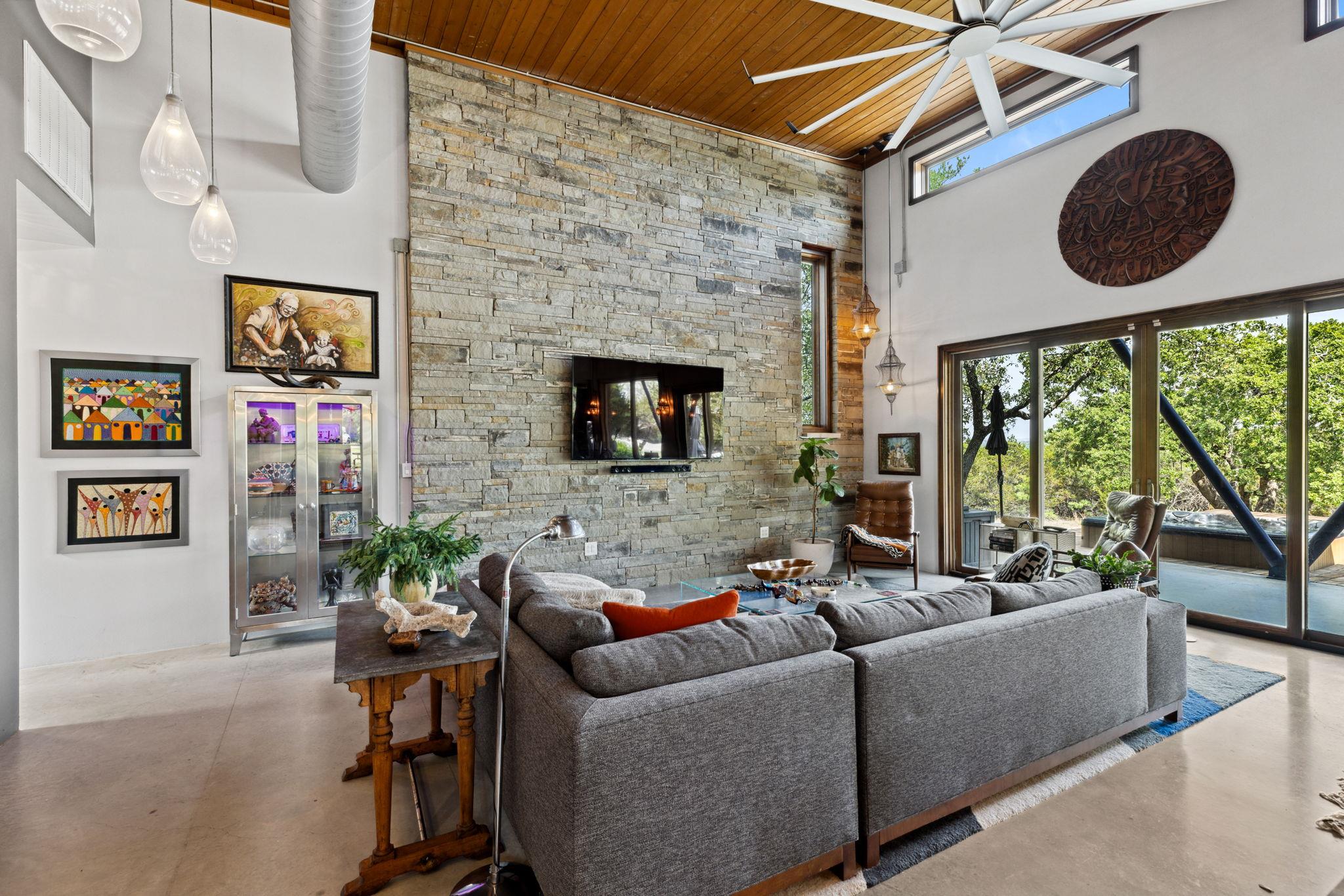 4418 Brasada Ln, Marble Falls, TX 78654