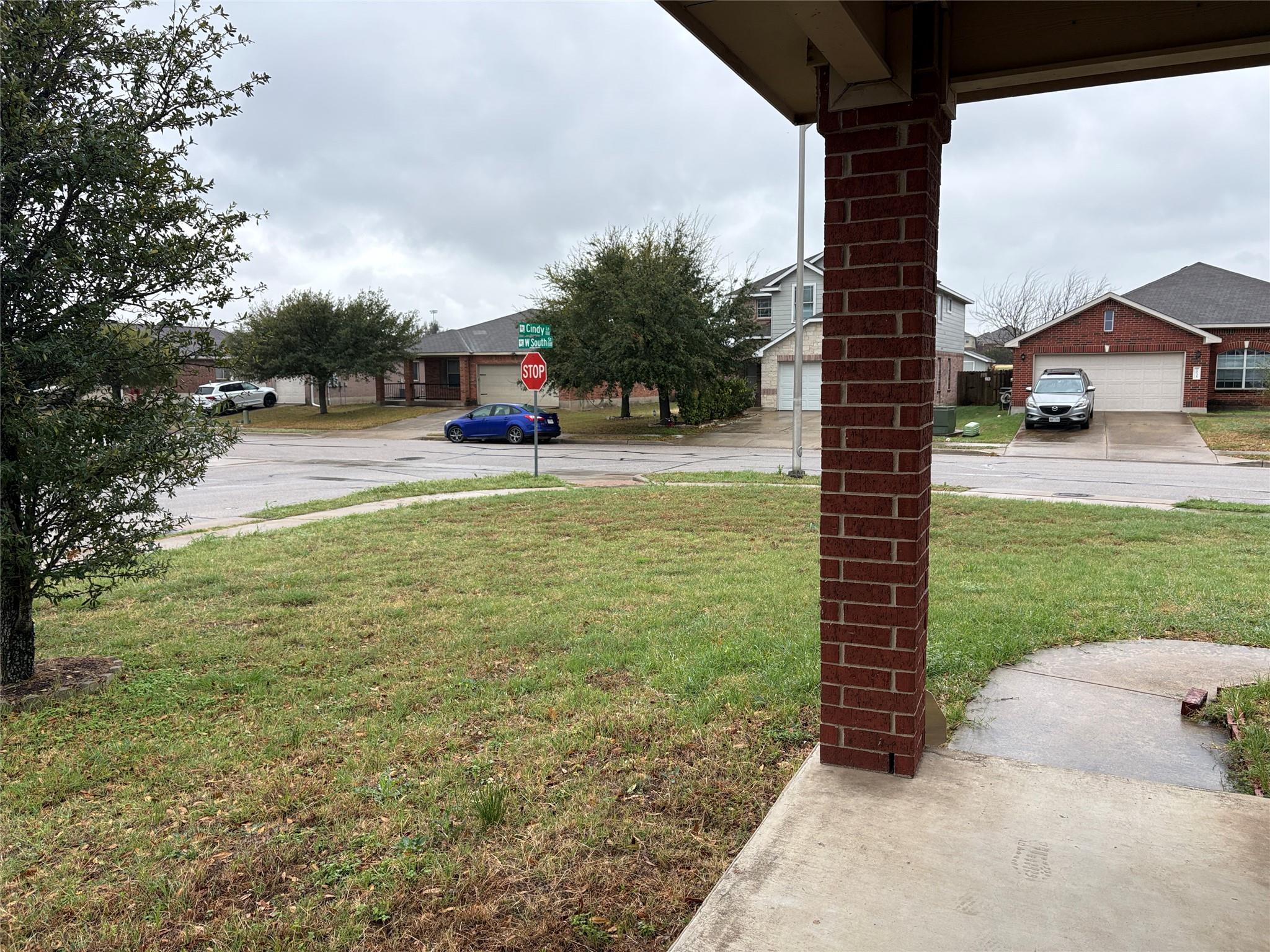 1034 W South St, Leander, TX 78641