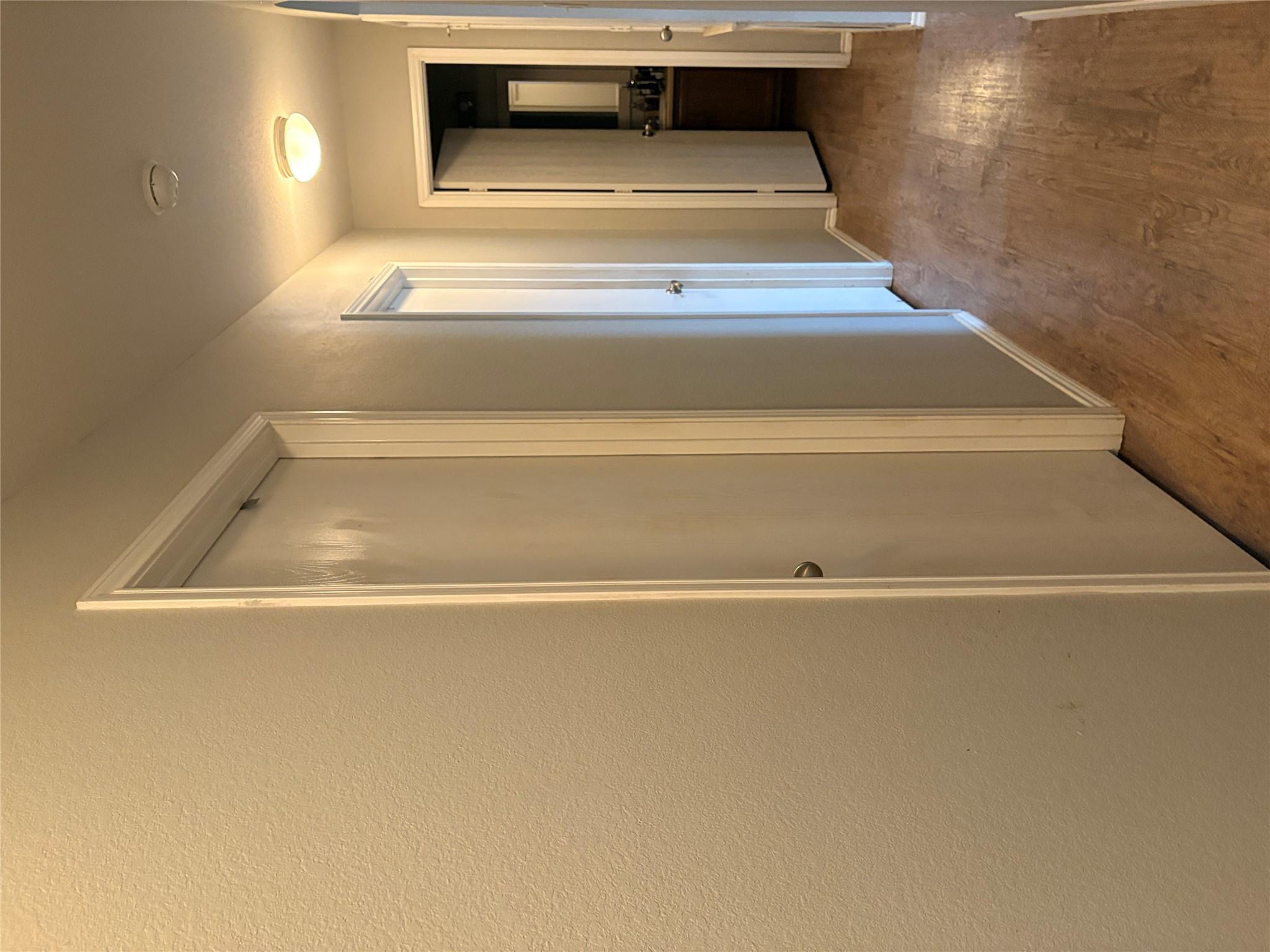 1034 W South St, Leander, TX 78641