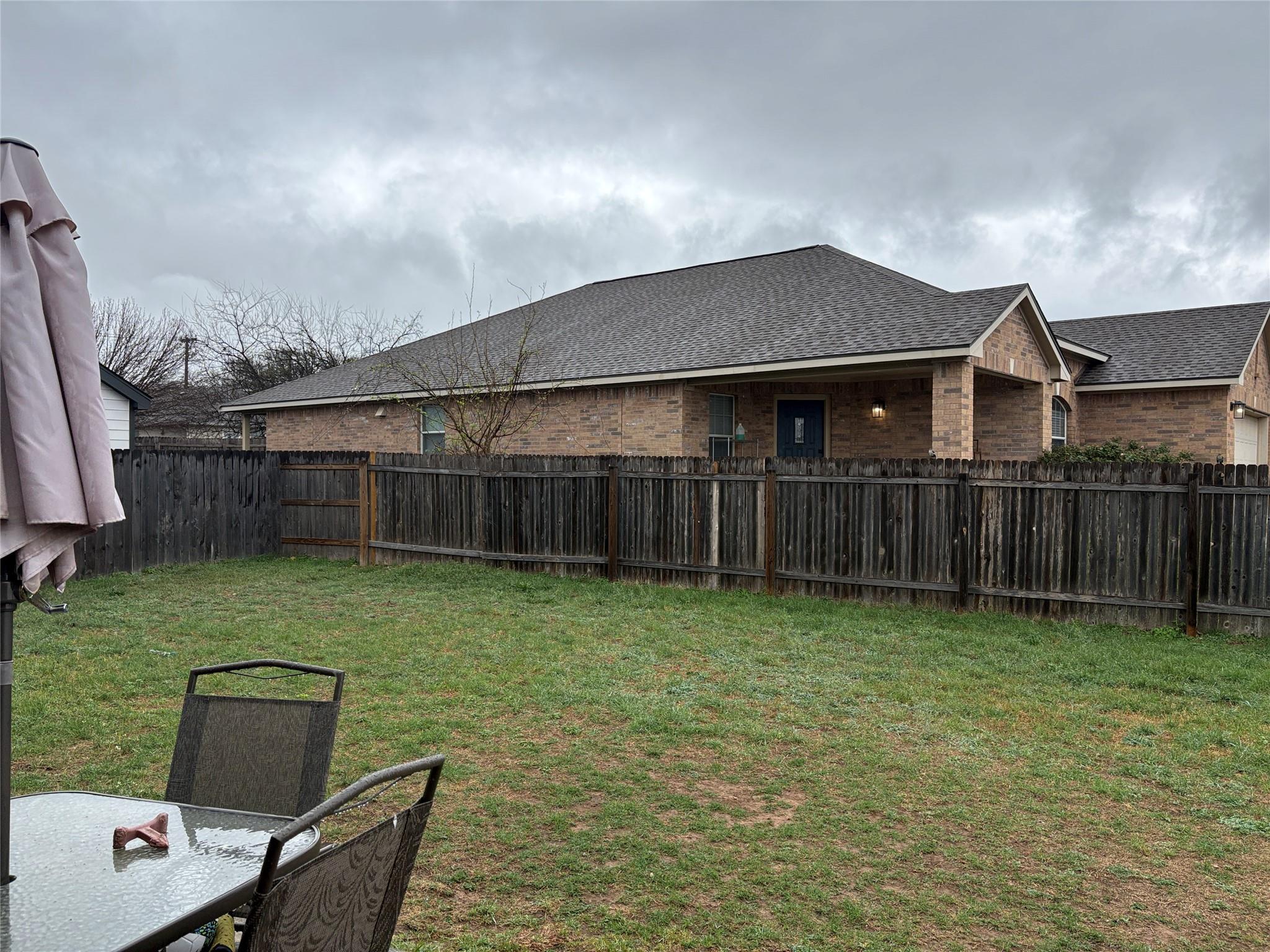 1034 W South St, Leander, TX 78641