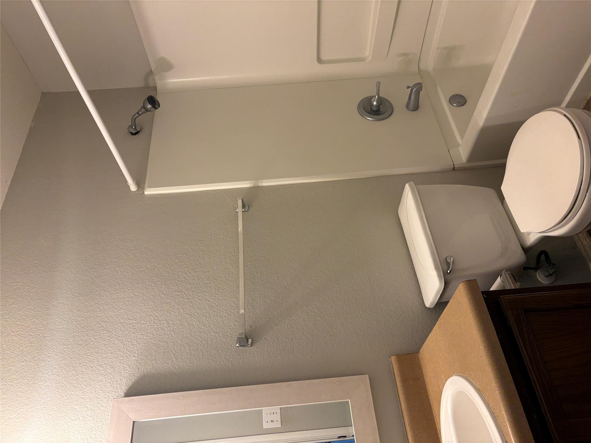 1034 W South St, Leander, TX 78641