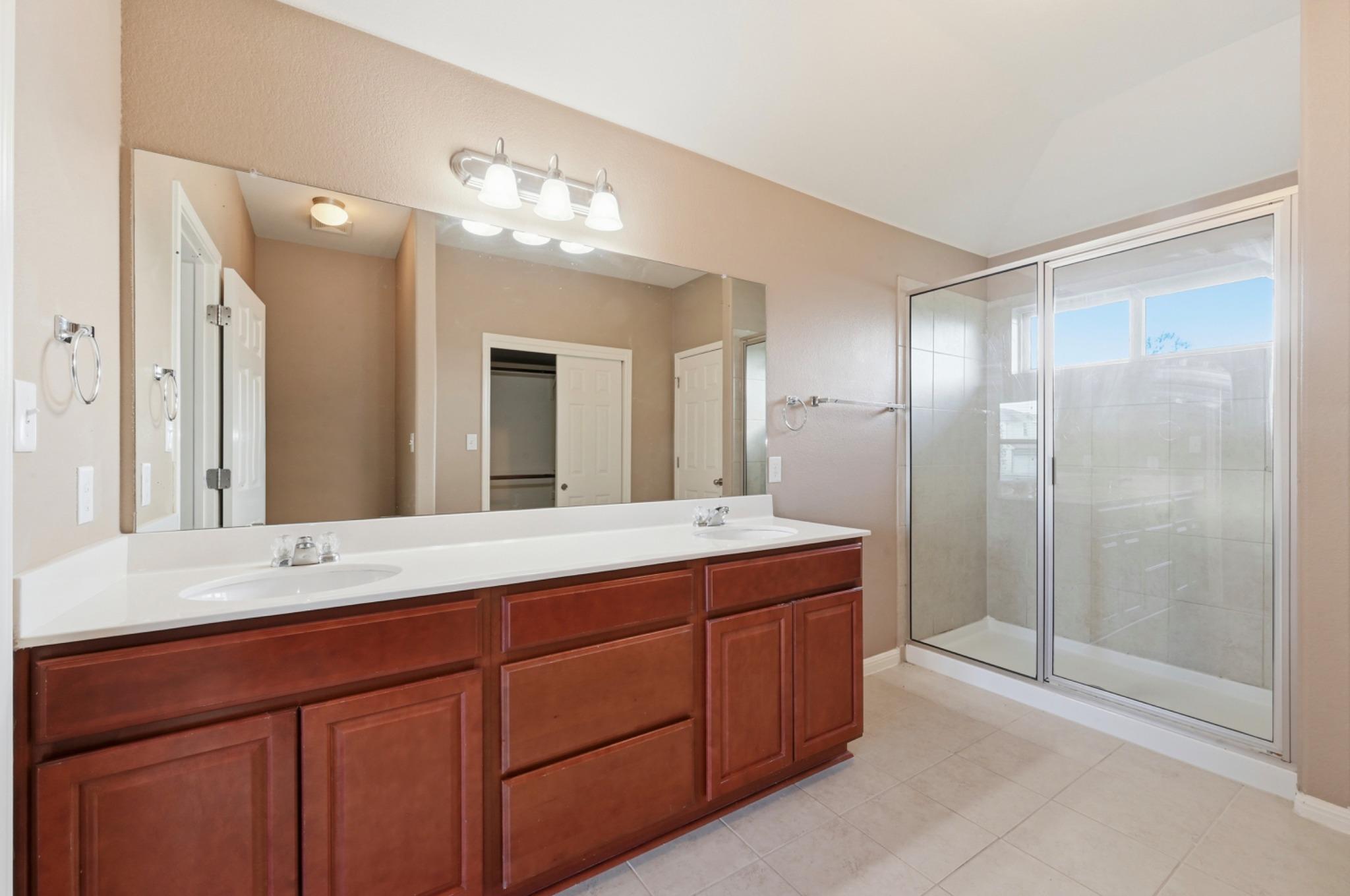 5517 Bradford Pear Ln, Austin, TX 78744