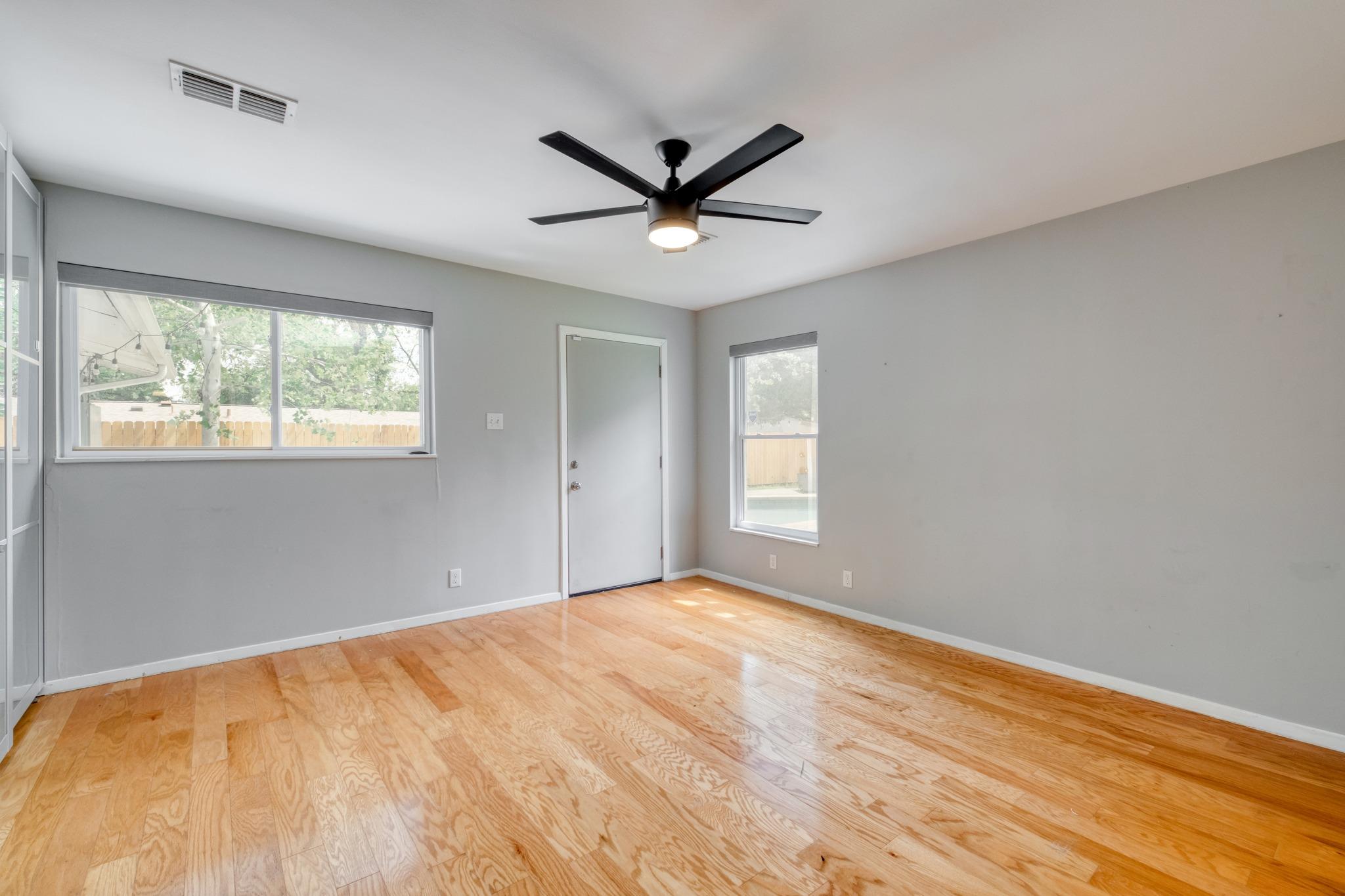 1413 Berkshire Dr, Austin, TX 78723