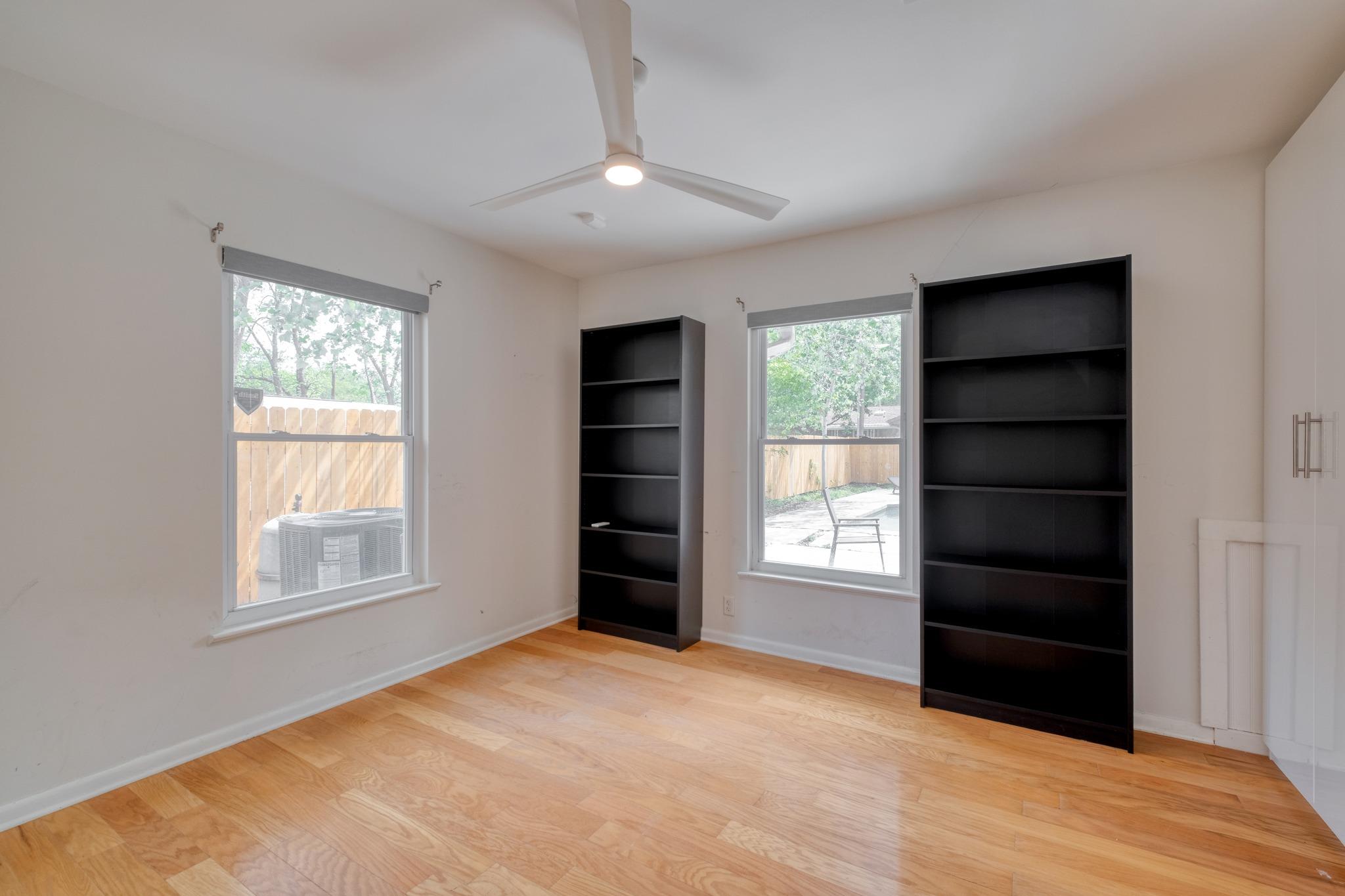 1413 Berkshire Dr, Austin, TX 78723