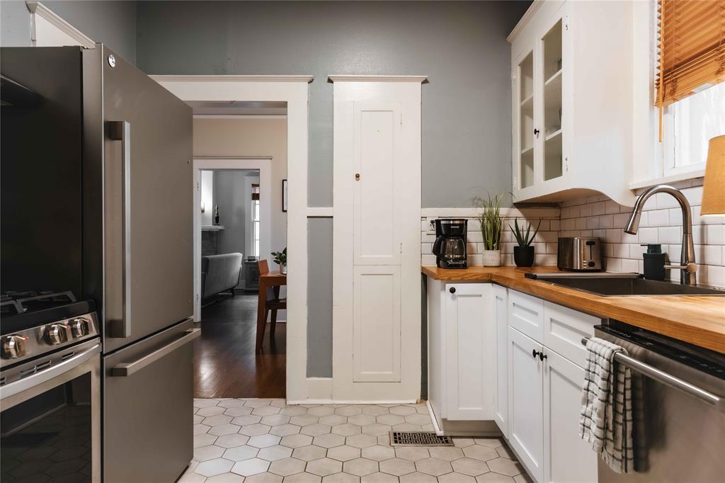 2623 Salado St # A, Austin, TX 78705