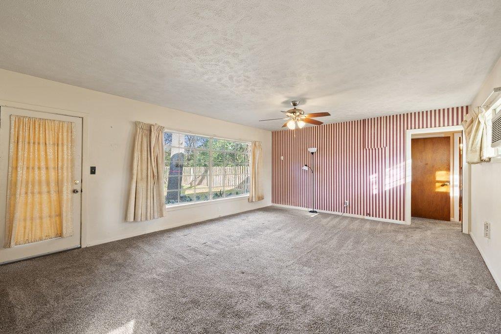 2004 Griswold Ln, Austin, TX 78703