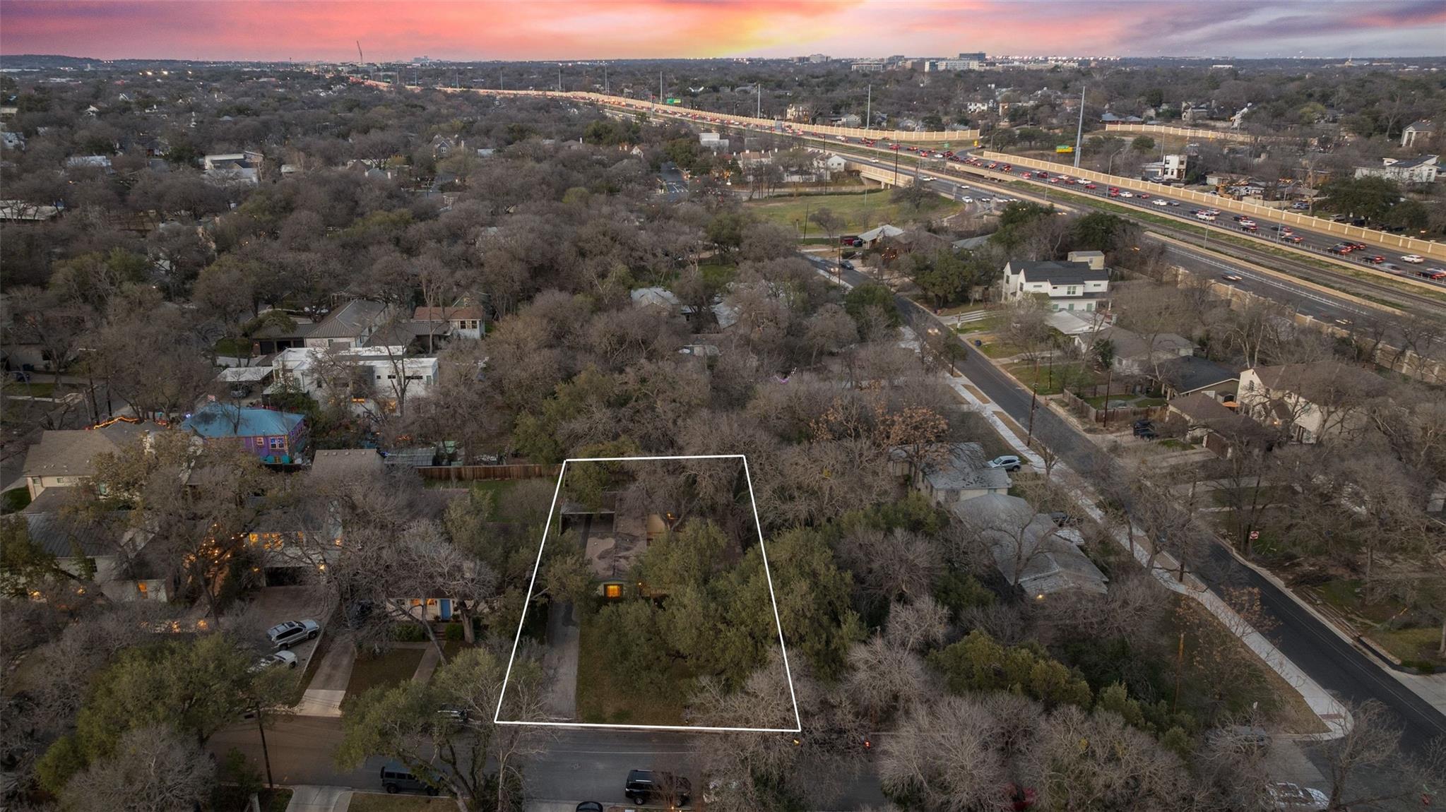 2004 Griswold Ln, Austin, TX 78703