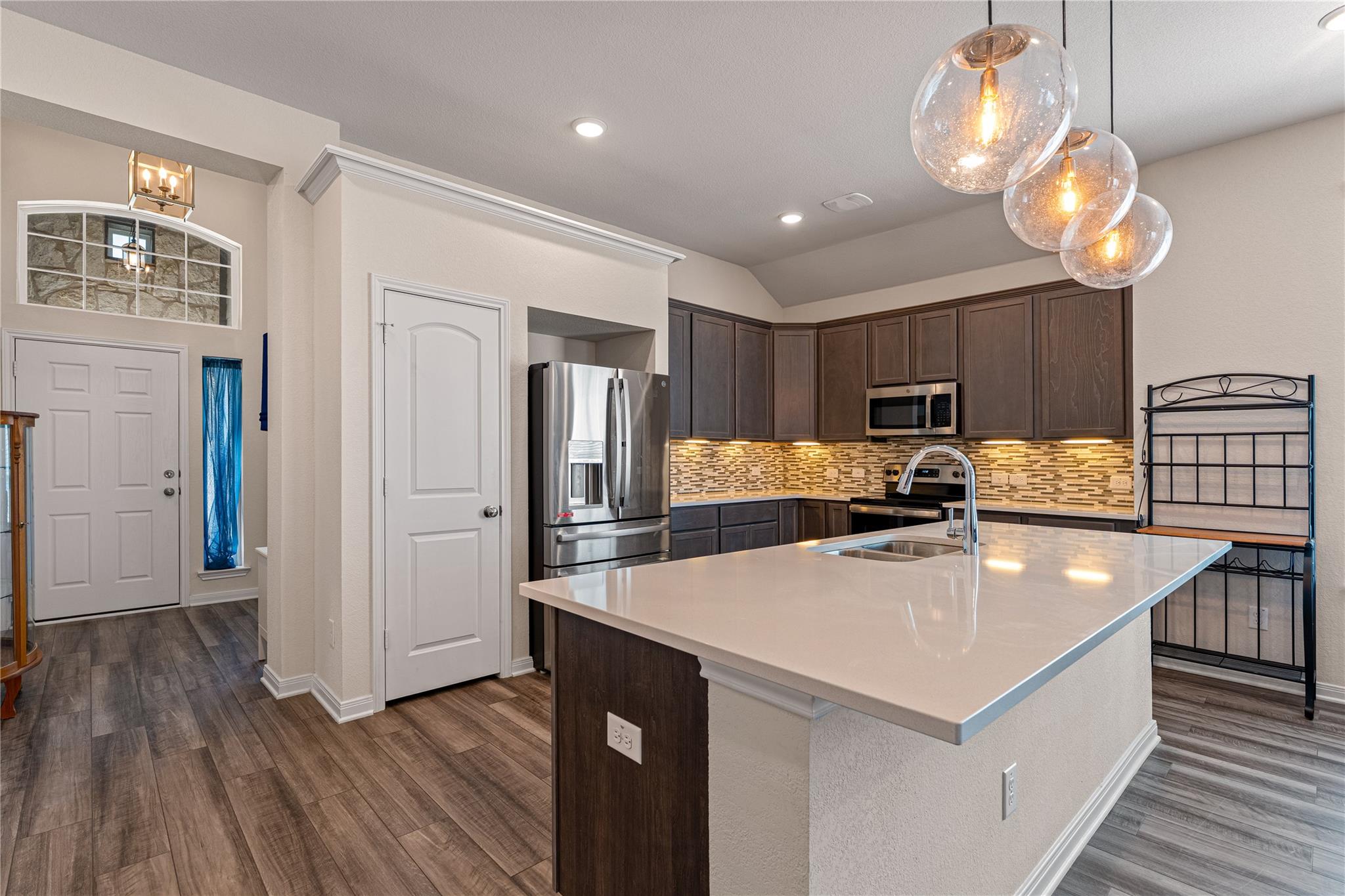 3205 Zabel Dr, Lorena, TX 76655