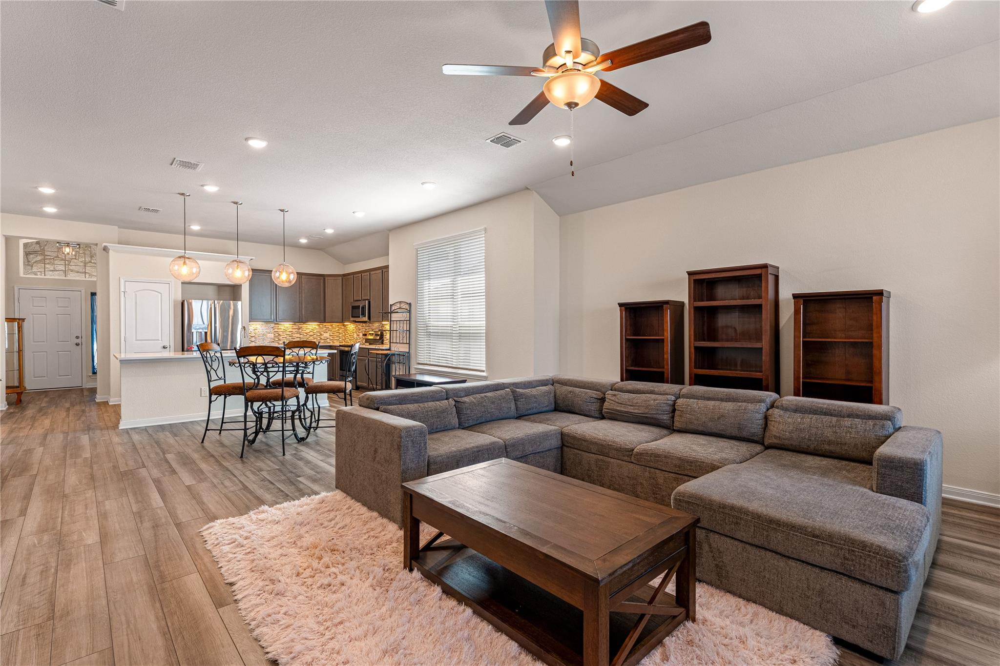 3205 Zabel Dr, Lorena, TX 76655