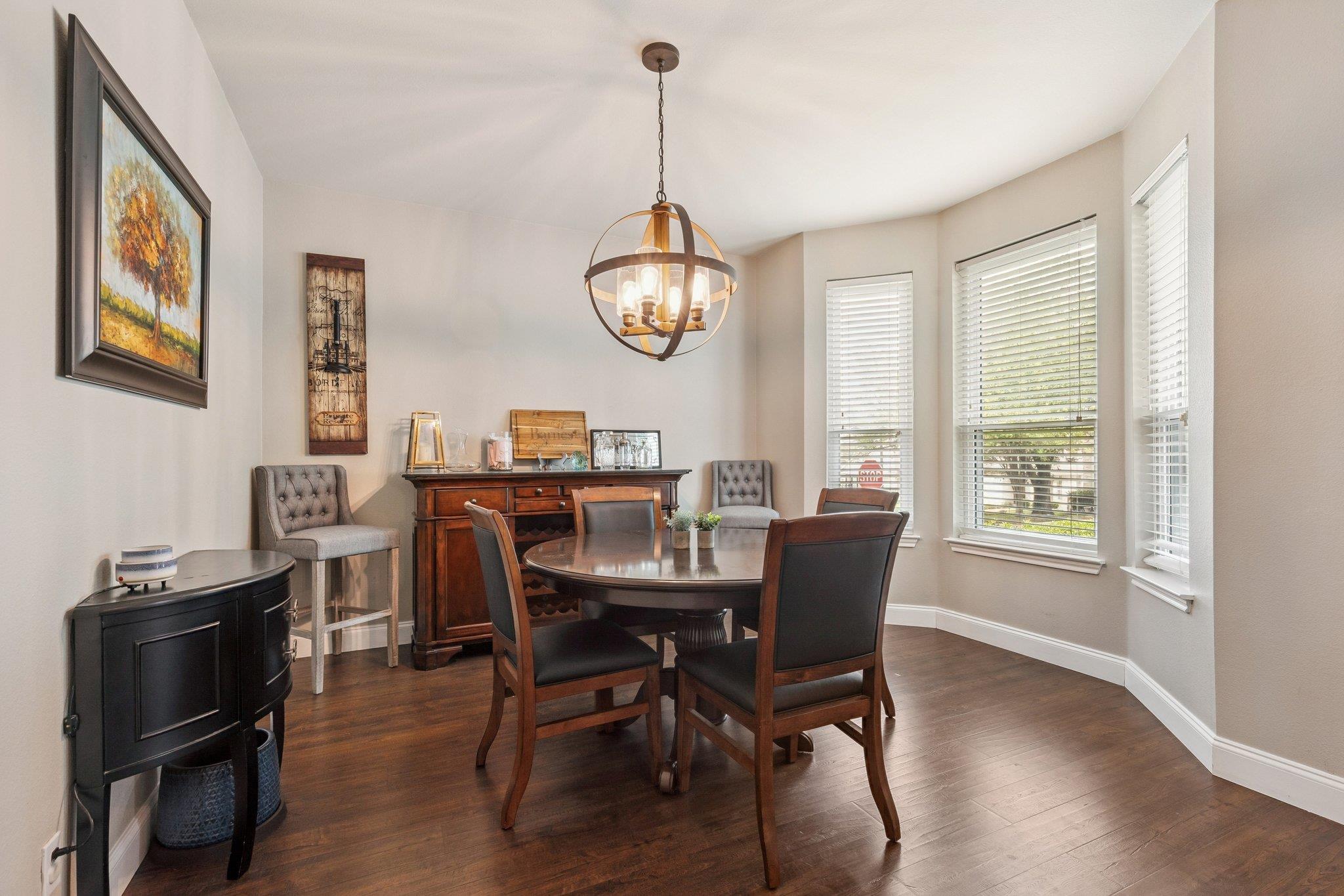 4033 Sable Oaks Dr, Round Rock, TX 78664