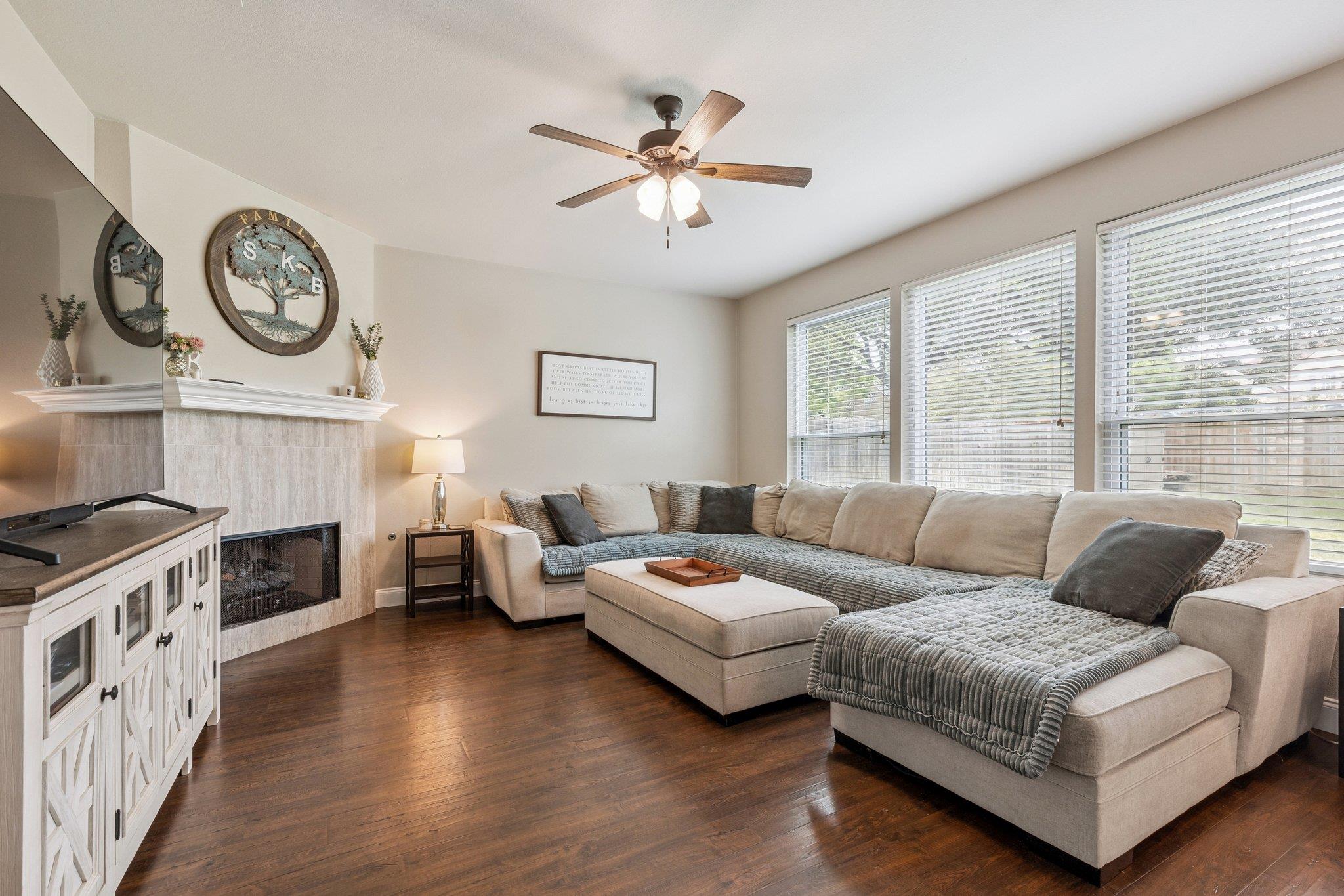 4033 Sable Oaks Dr, Round Rock, TX 78664