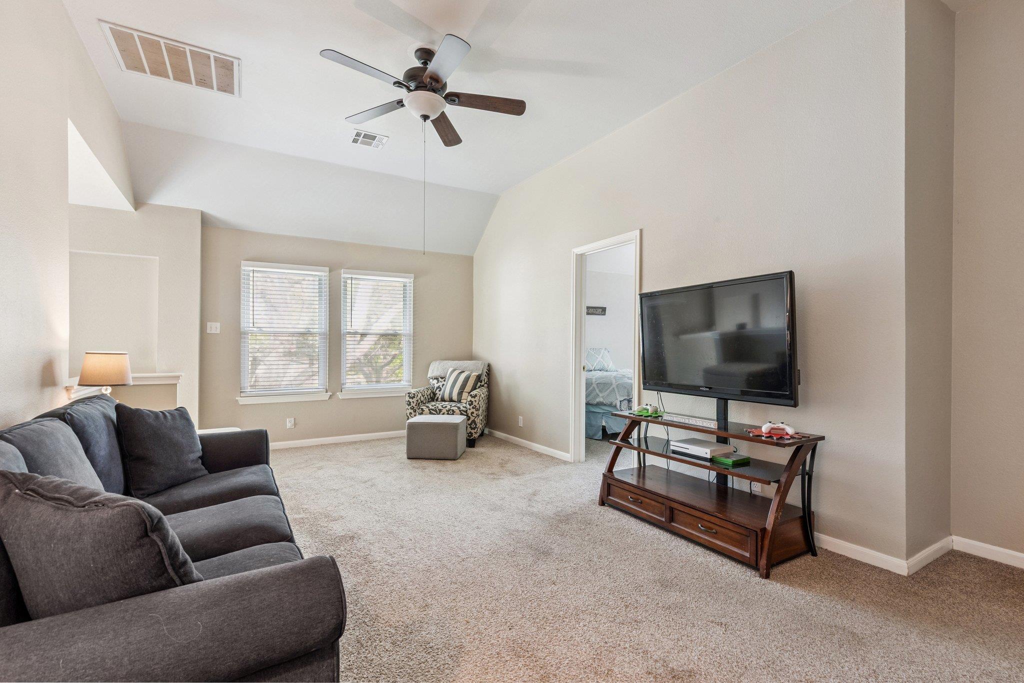 4033 Sable Oaks Dr, Round Rock, TX 78664