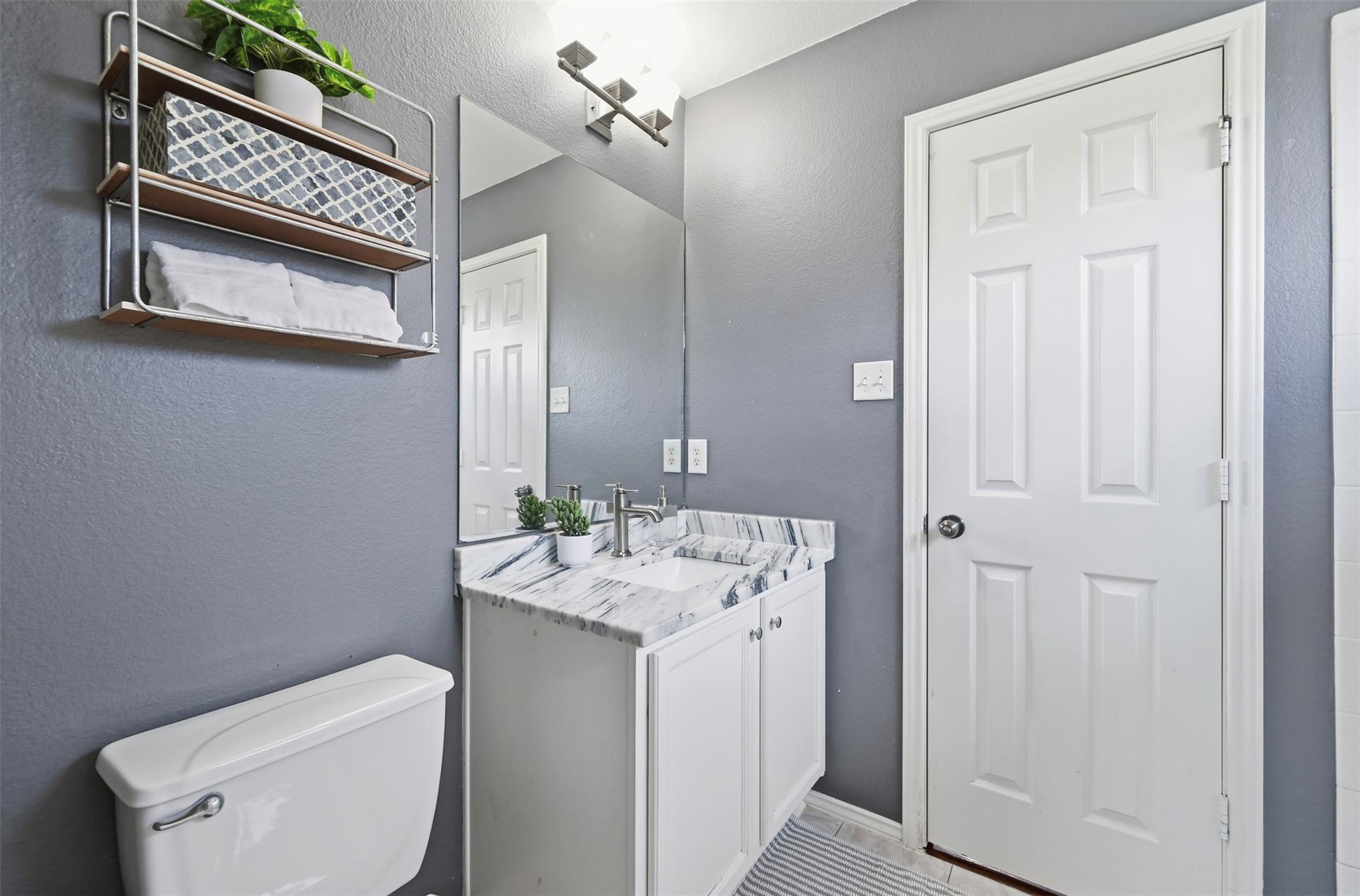 8801 Dulcet Dr, Austin, TX 78745