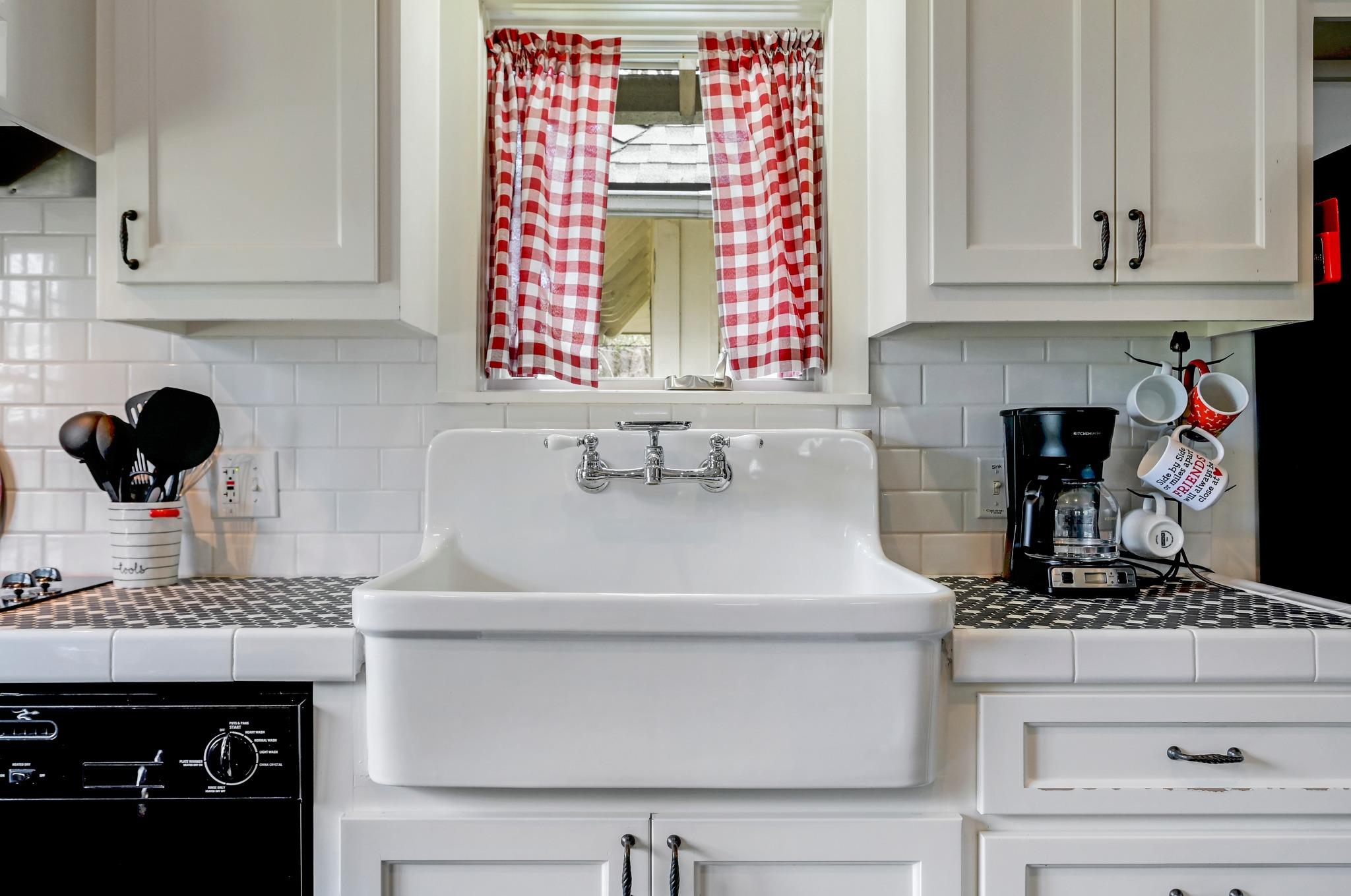 300 Mill Race Ln # 8, Wimberley, TX 78676