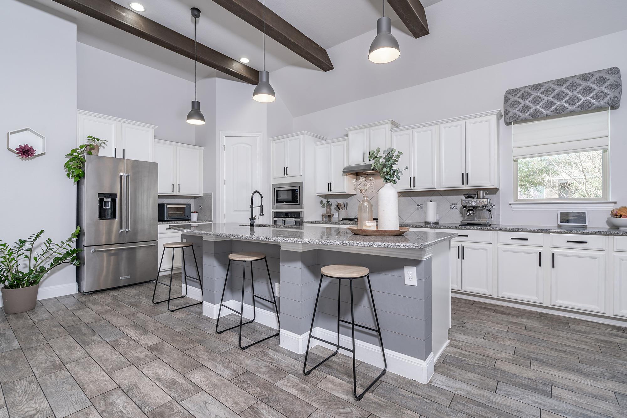 130 Bluehaw Dr, Georgetown, TX 78628