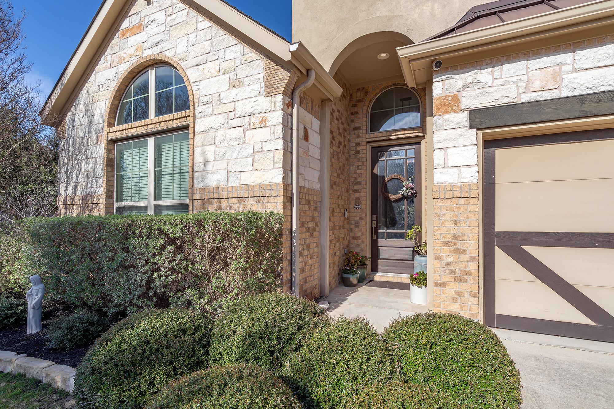 130 Bluehaw Dr, Georgetown, TX 78628