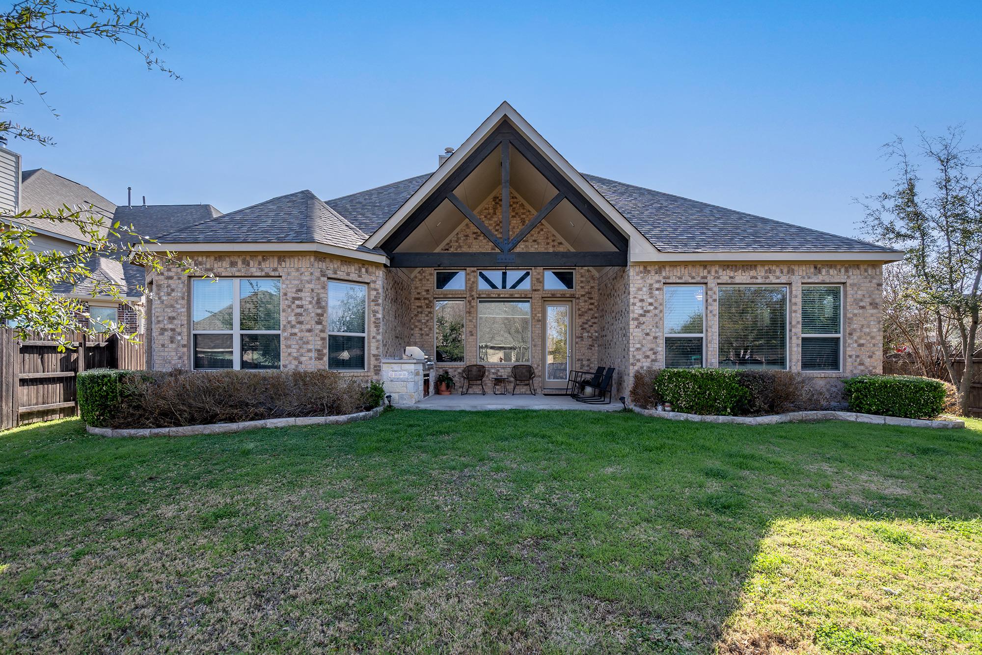 130 Bluehaw Dr, Georgetown, TX 78628