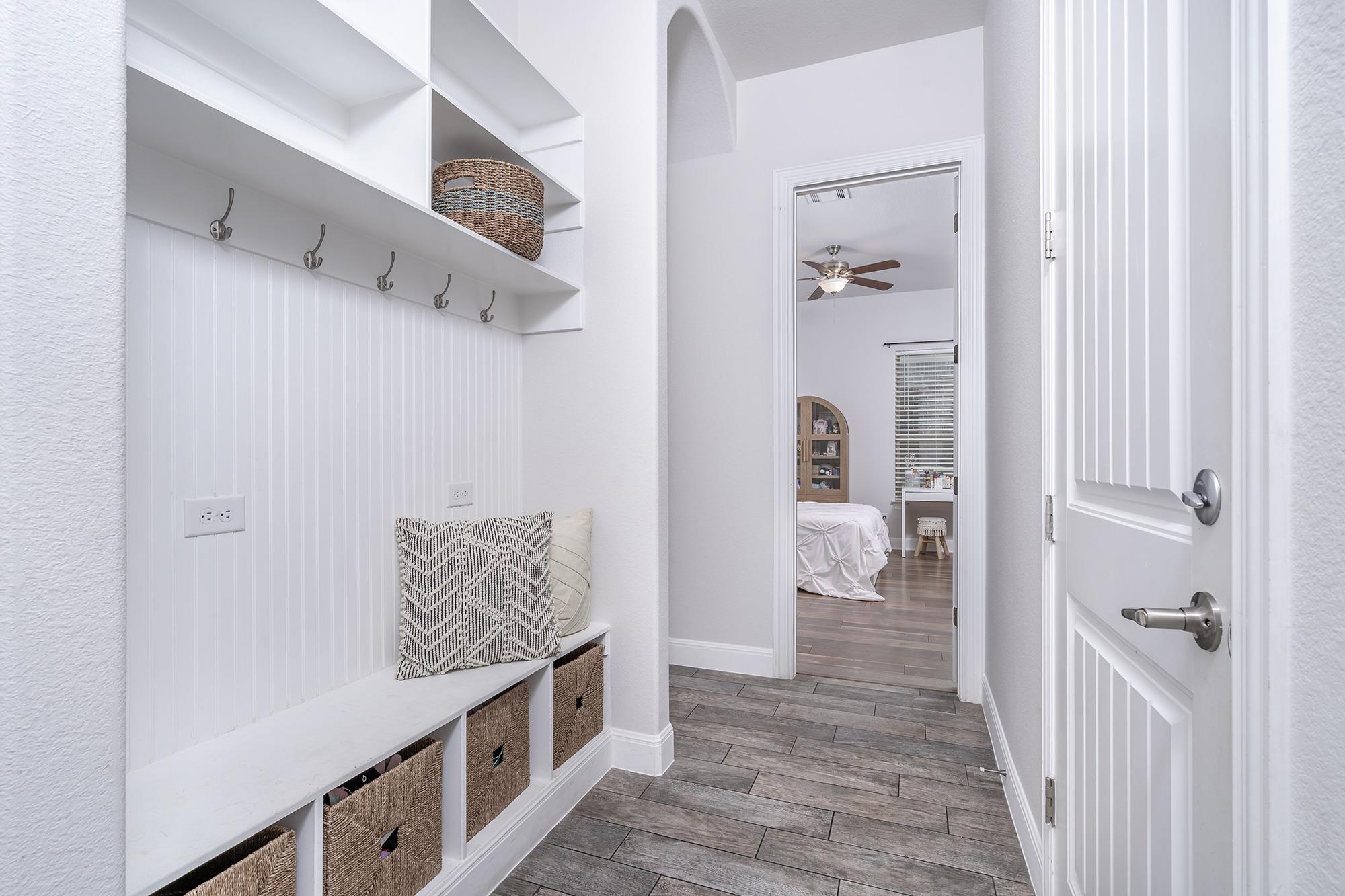 130 Bluehaw Dr, Georgetown, TX 78628