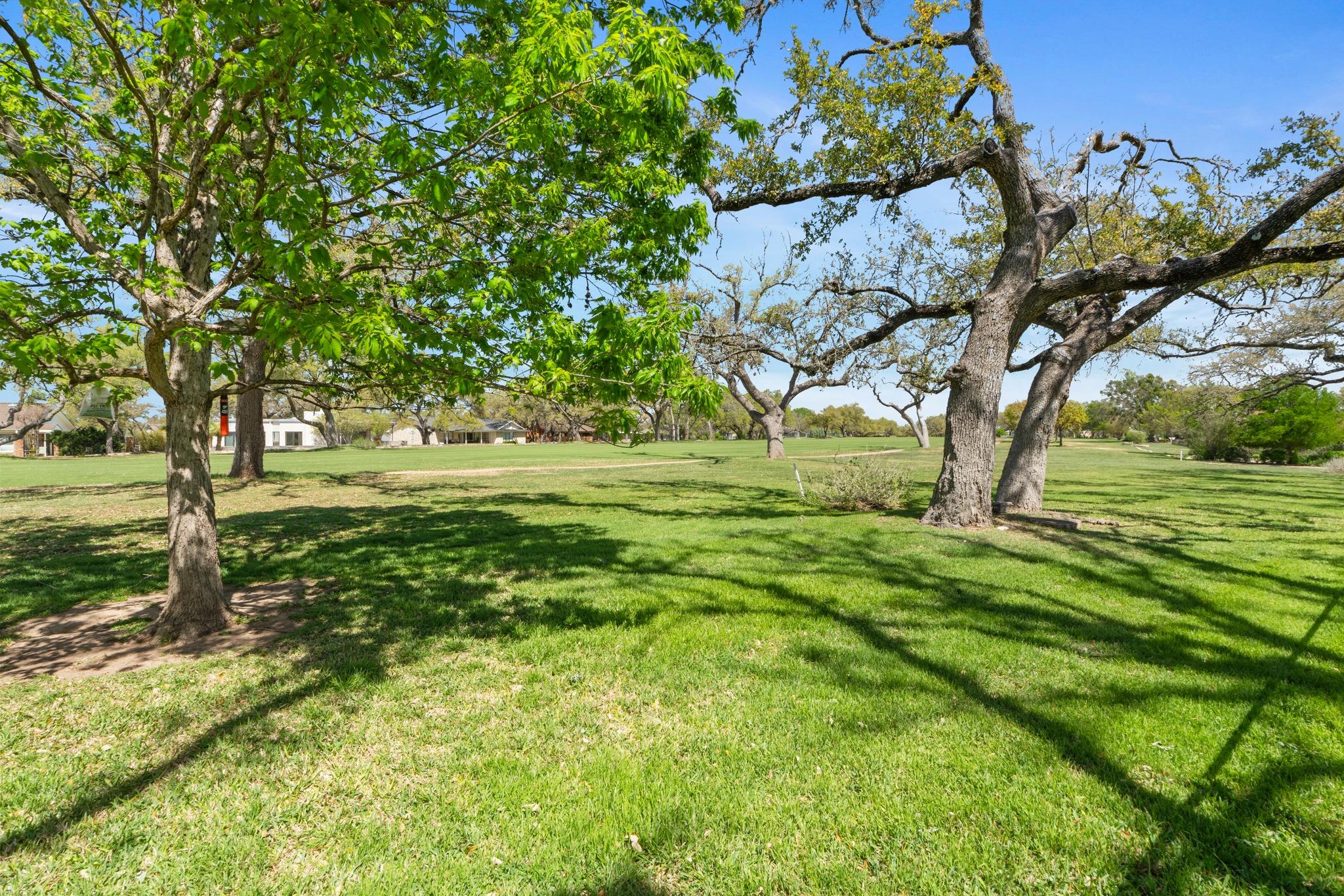 901 Vanguard St, Lakeway, TX 78734