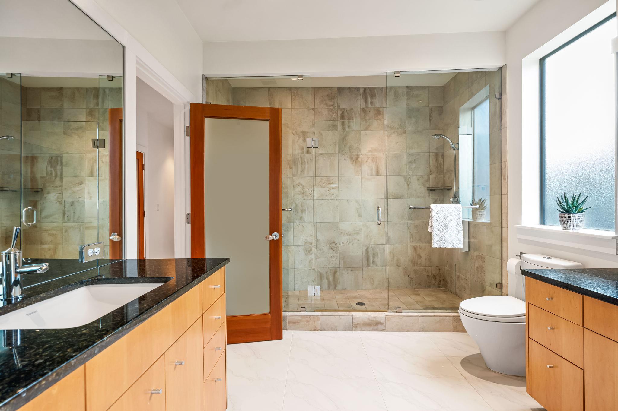 1700 Ravey St # A, Austin, TX 78704