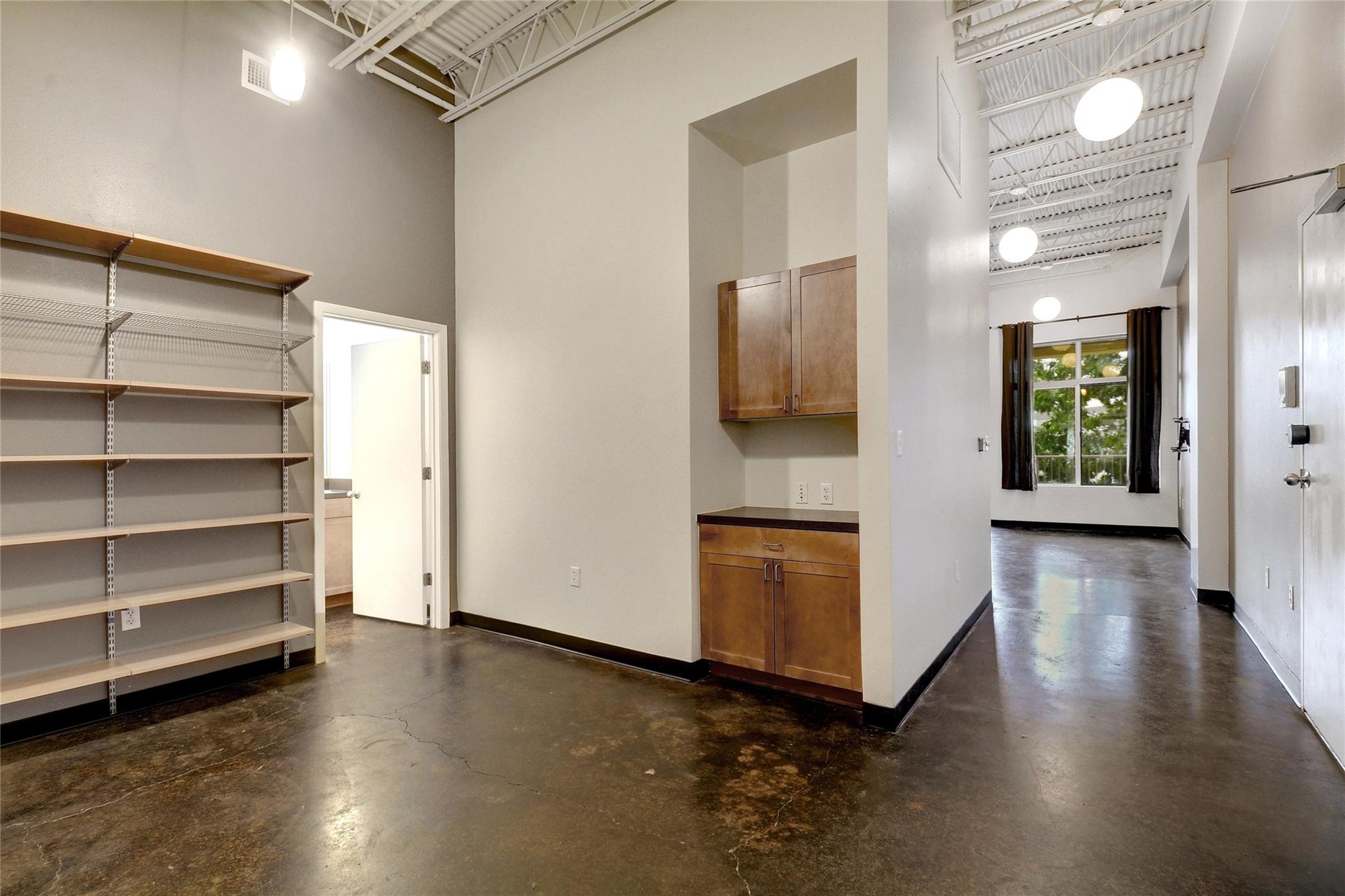 2401 E 6th St E # 41, Austin, TX 78702