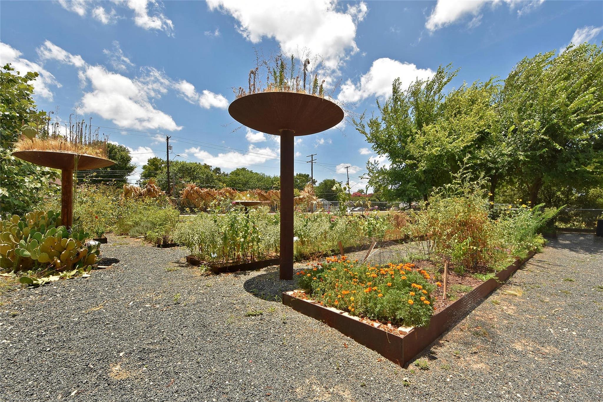 2401 E 6th St E # 41, Austin, TX 78702