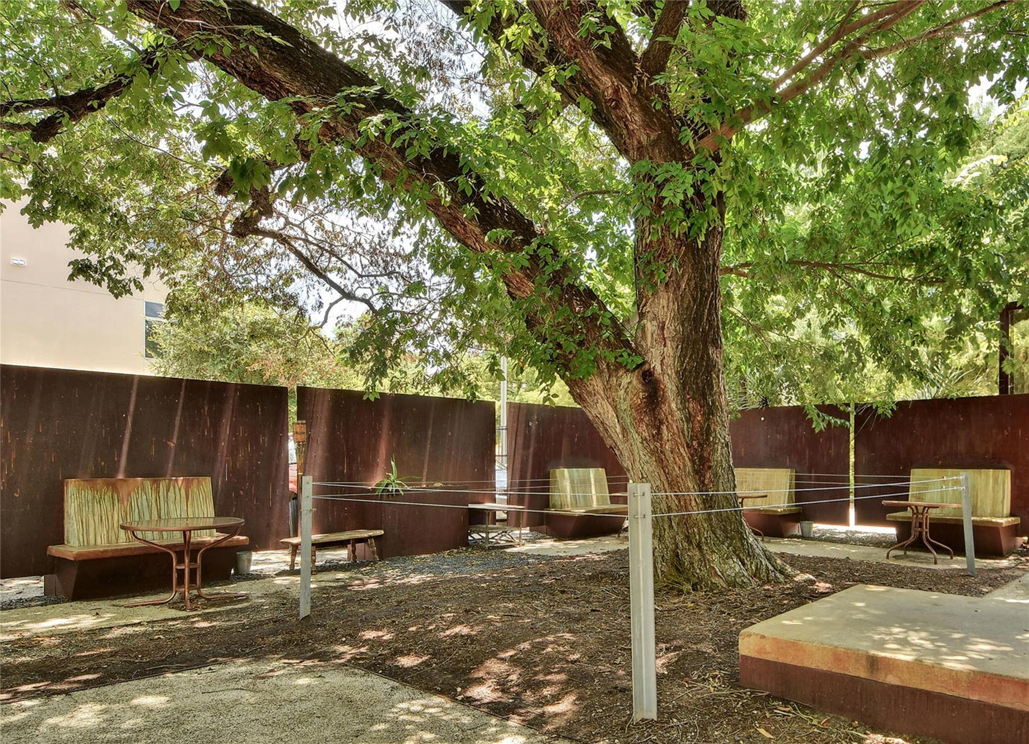 2401 E 6th St E # 41, Austin, TX 78702