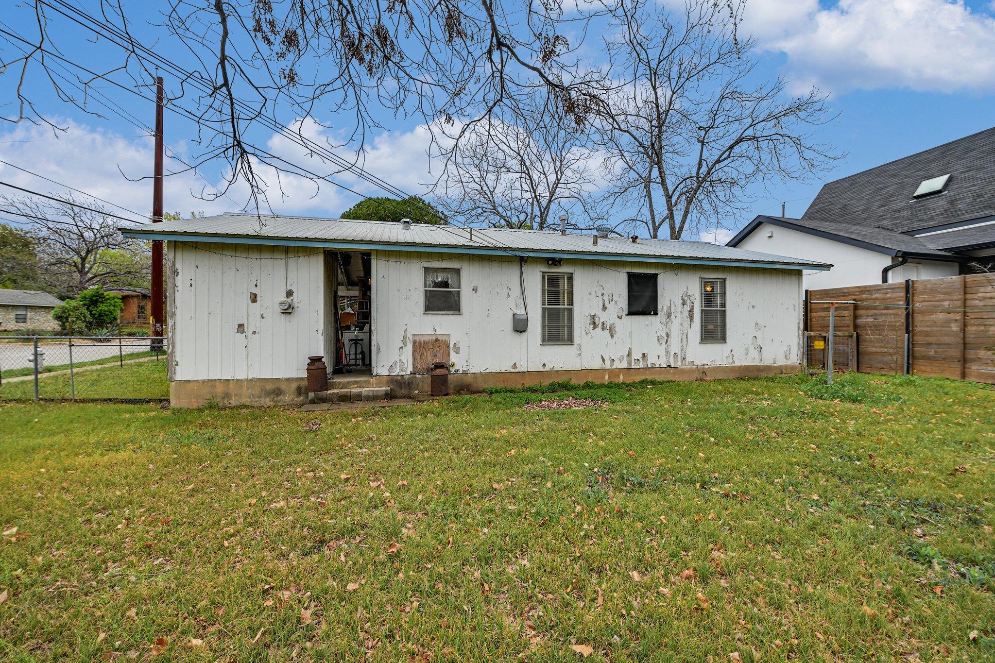 3100 Brinwood Ave, Austin, TX 78704